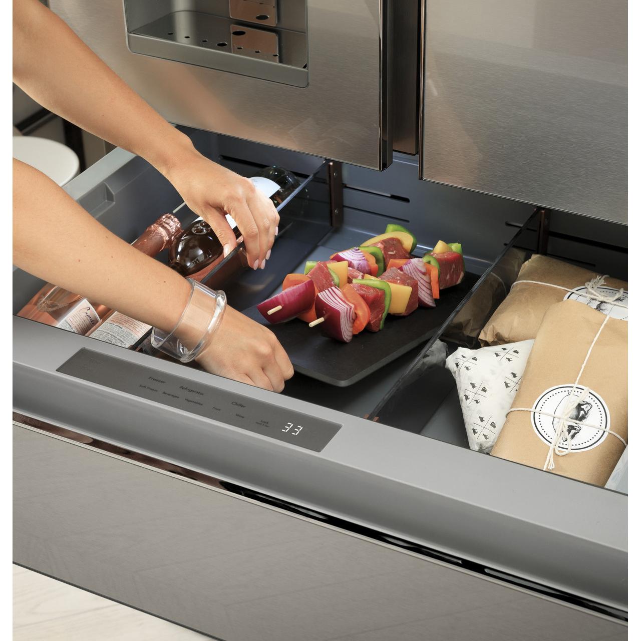 Café 36-inch 27.8 cu. ft. French 4-Door Refrigerator CVE28DP2NS1 IMAGE 14