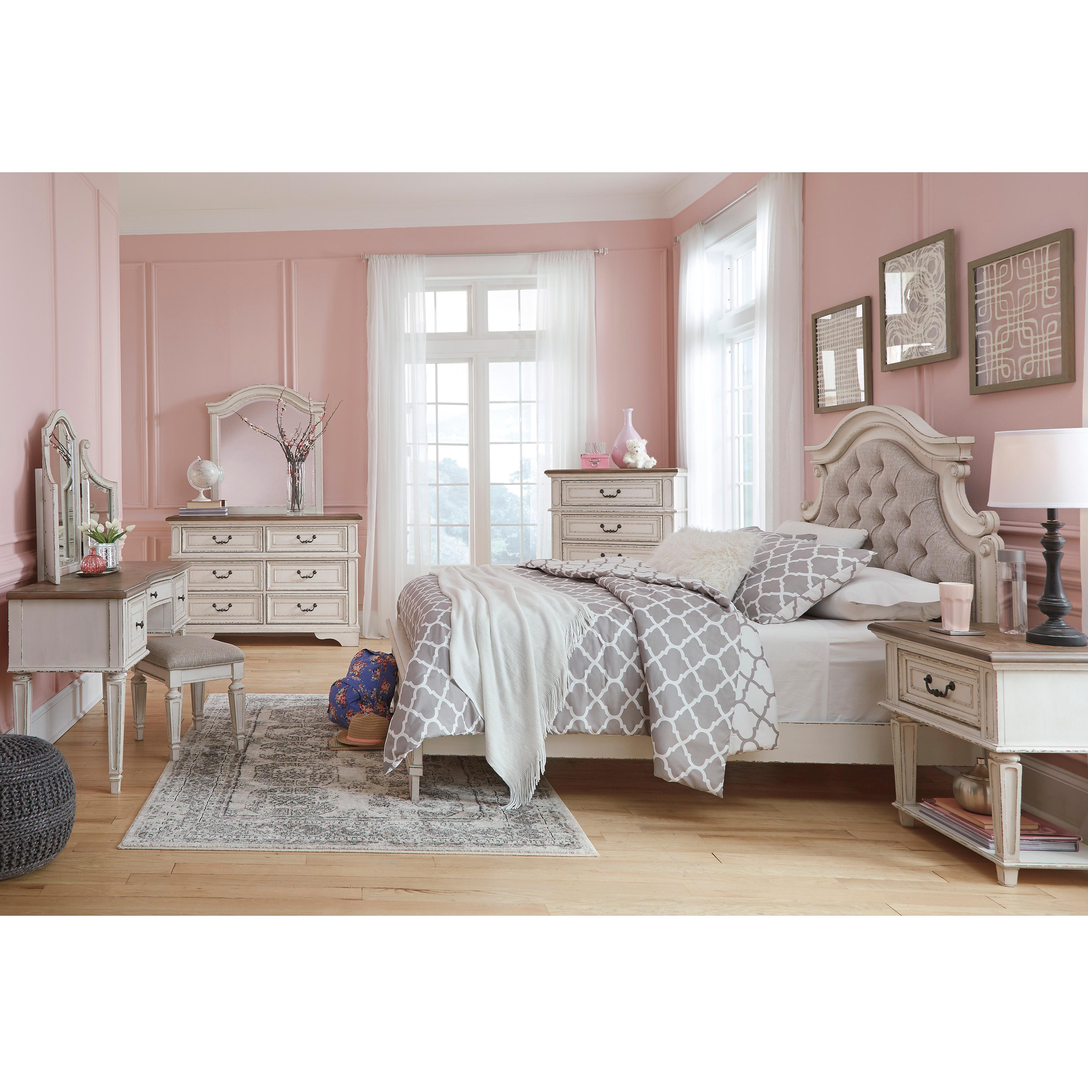 Signature Design by Ashley Realyn B743B12 Dresser and Mirror IMAGE 8