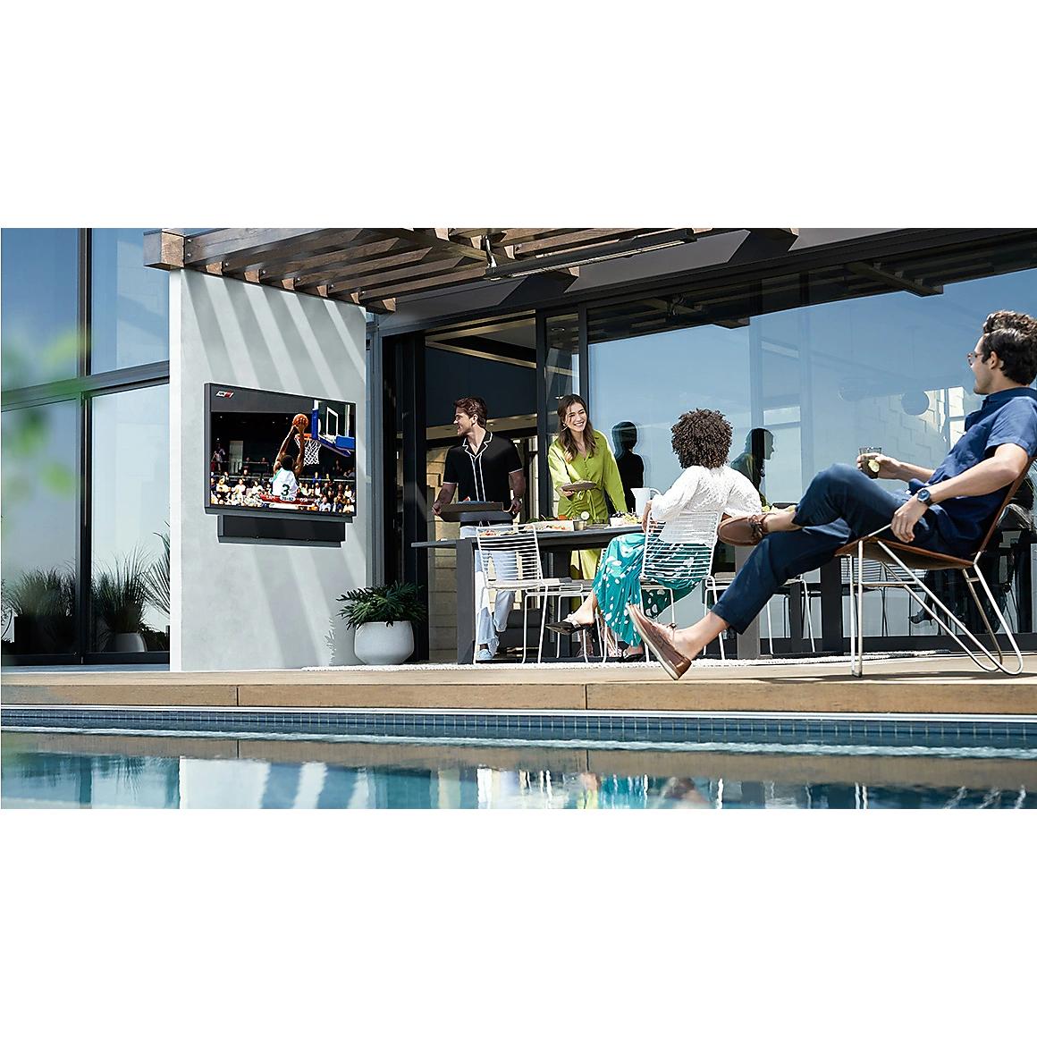 Samsung 65-inch QLED Smart Outdoor TV QN65LST9TAFXZC IMAGE 16