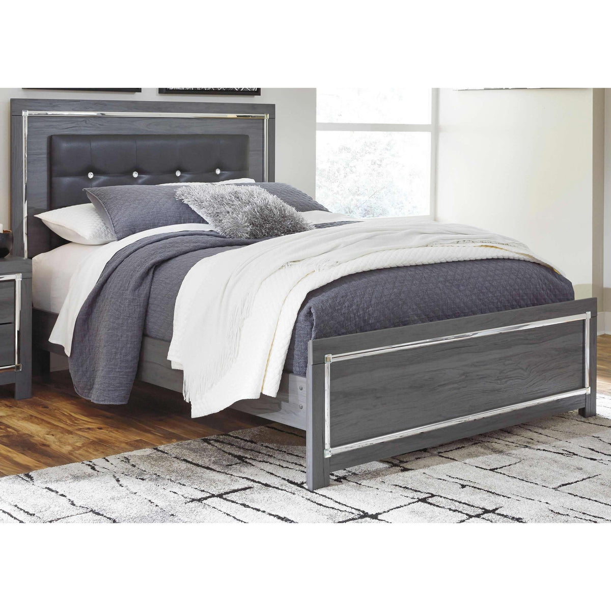 Signature Design by Ashley Lodanna B214B14 Queen Panel Bed IMAGE 1