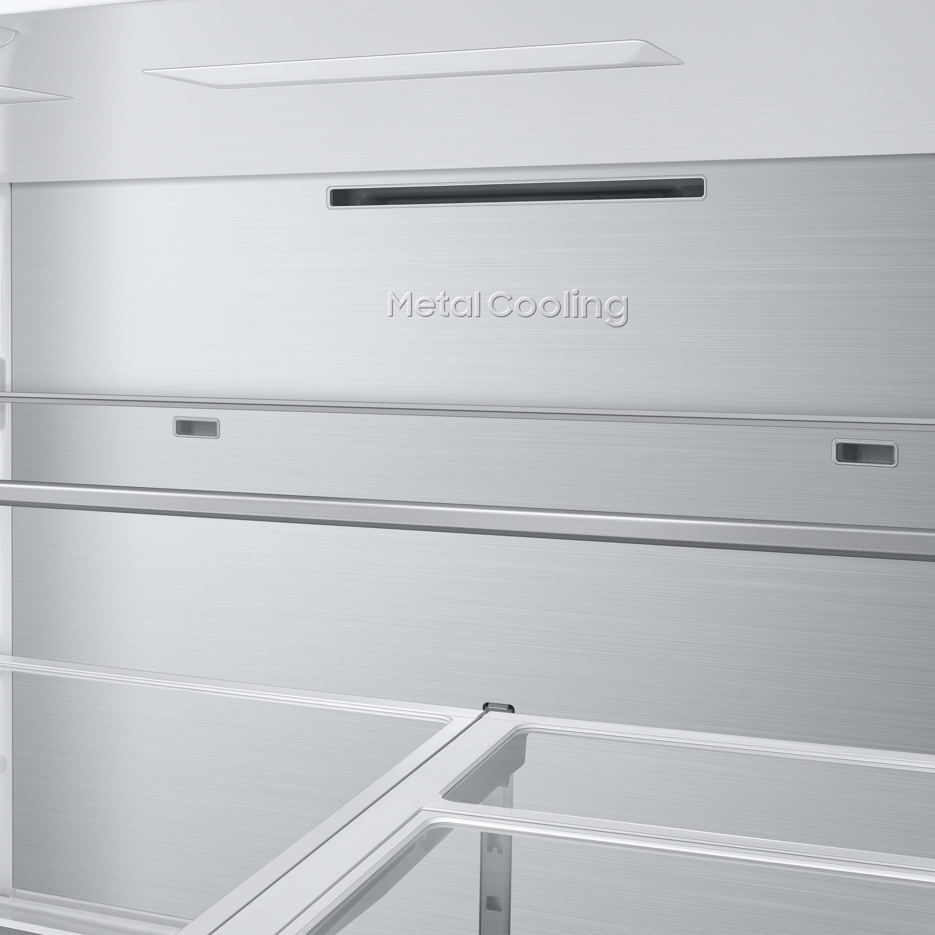 Samsung Bespoke 36-inch, 28.8 cu.ft. 4-Door Refrigerator with Dual Ice Maker RF29BB8600QLAA IMAGE 14