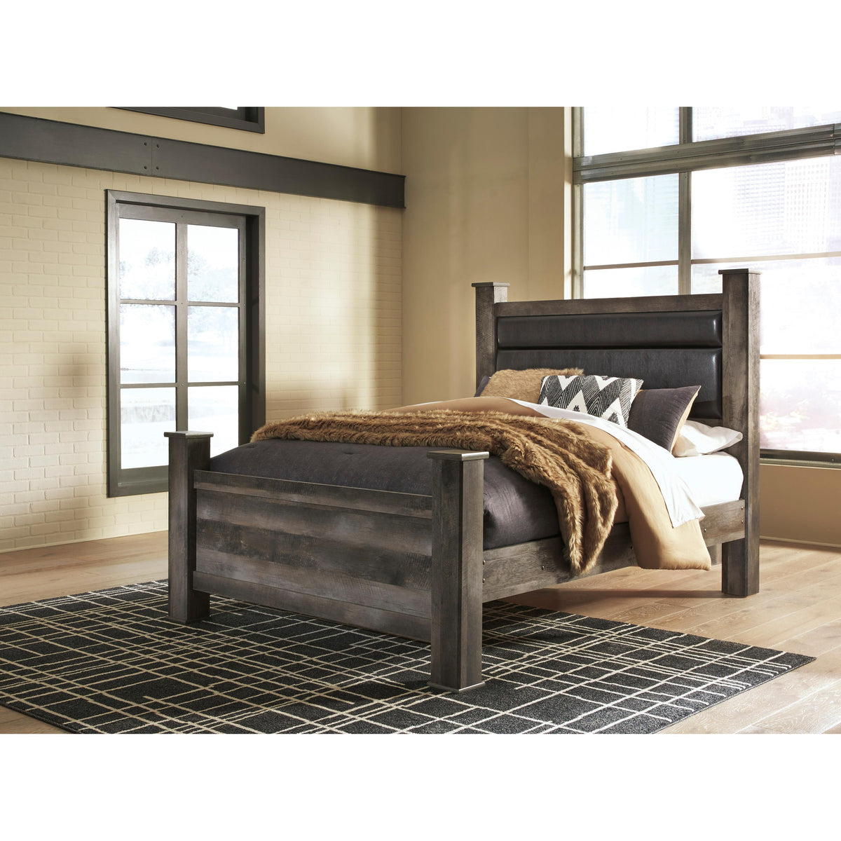 Signature Design by Ashley Wynnlow B440B7 Queen Upholstered Poster Bed IMAGE 2