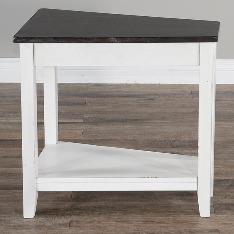Sunny Designs Carriage House Chairside Table 2226EC IMAGE 2