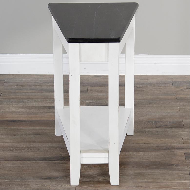Sunny Designs Carriage House Chairside Table 2226EC IMAGE 3