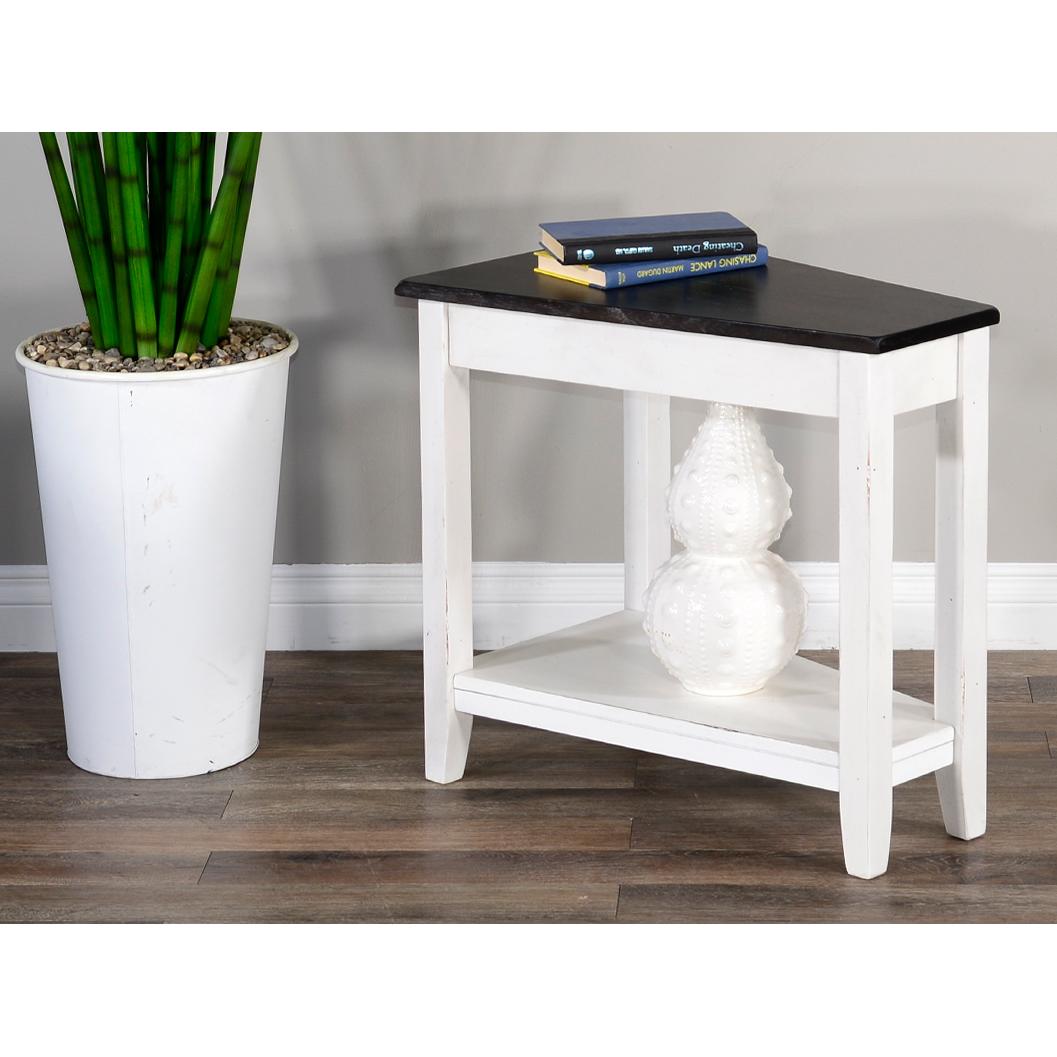 Sunny Designs Carriage House Chairside Table 2226EC IMAGE 7