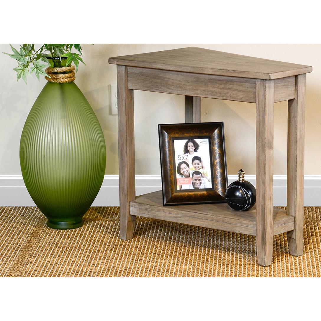 Sunny Designs Chairside Table 2226GW IMAGE 5