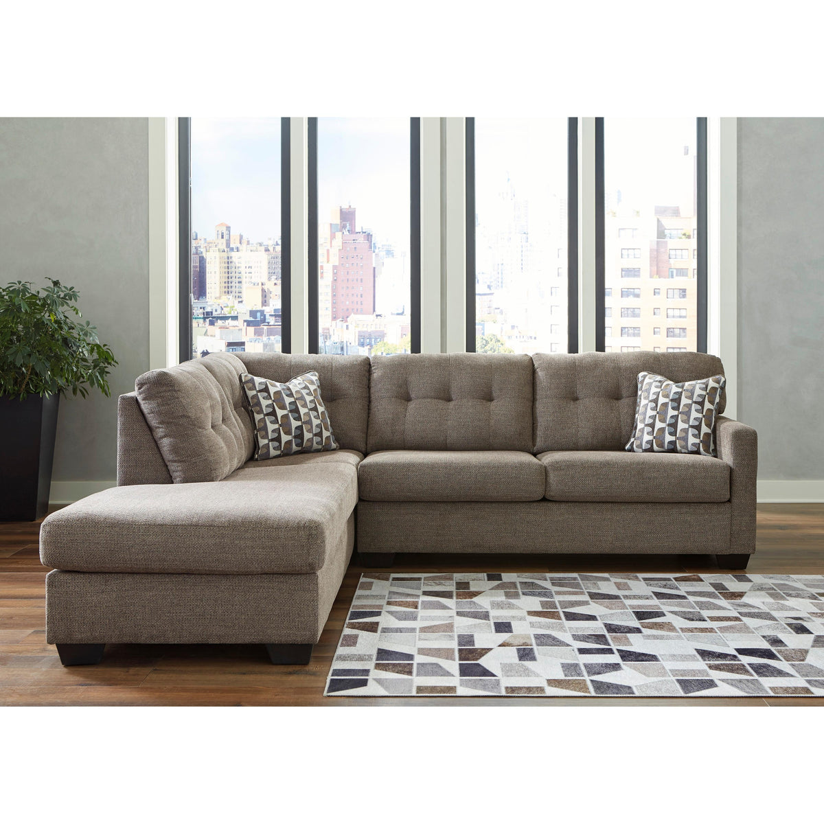 Signature Design by Ashley Mahoney 31005S1 2 pc Sectional with Chaise IMAGE 3