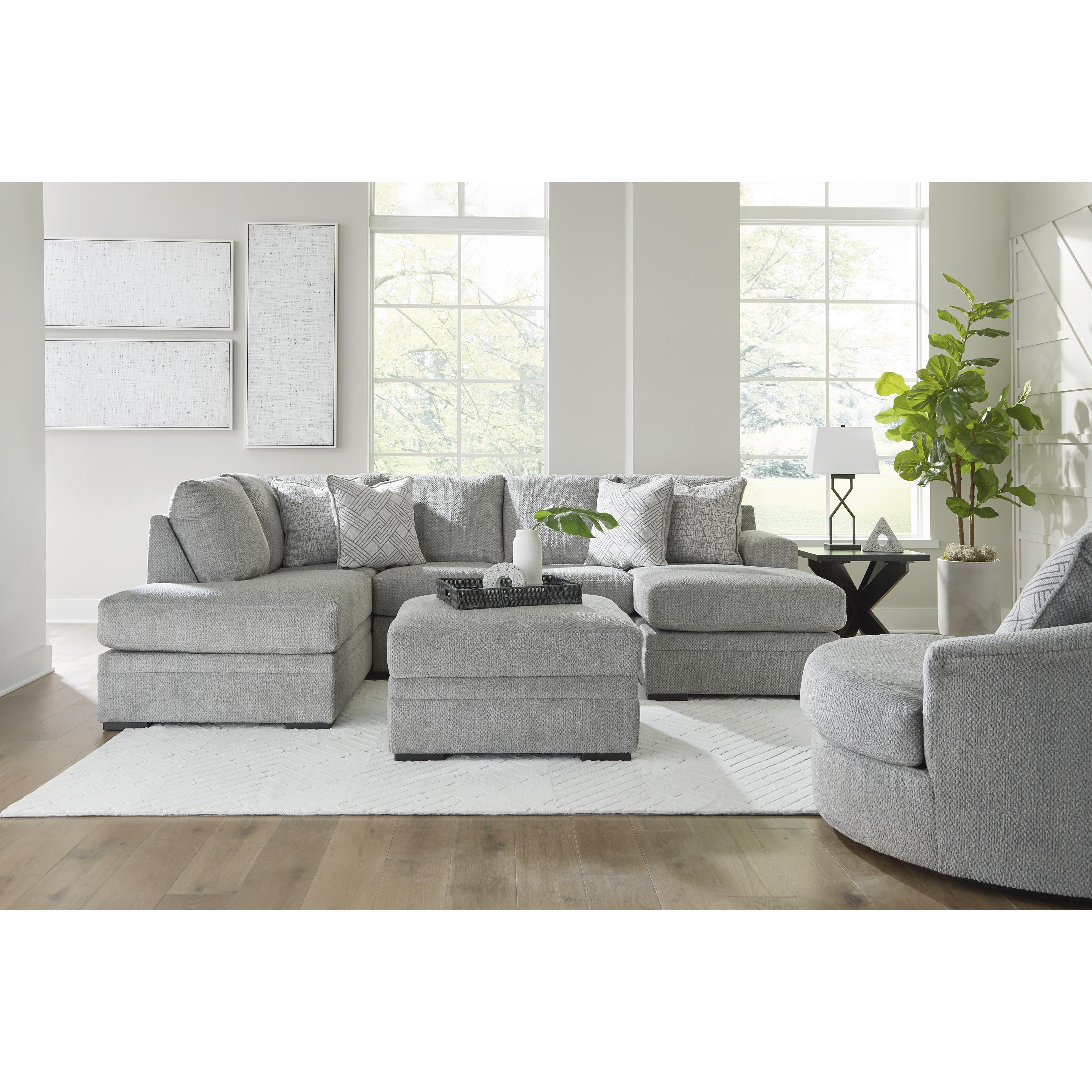 Signature Design by Ashley Casselbury 5290621 Oversized Swivel Accent Chair IMAGE 7