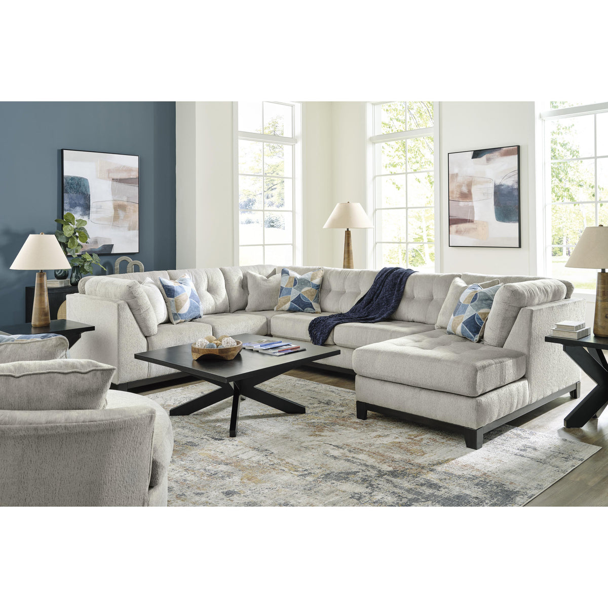 Benchcraft Maxon Place 33004S2 3 pc Sectional with Chaise IMAGE 6