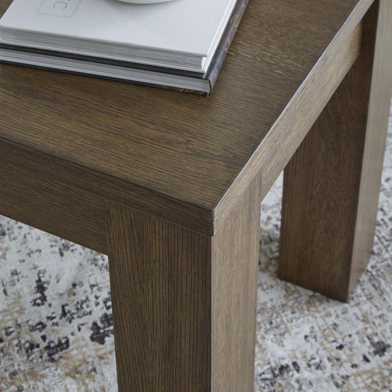 Signature Design by Ashley Rosswain End Table T763-2 IMAGE 6