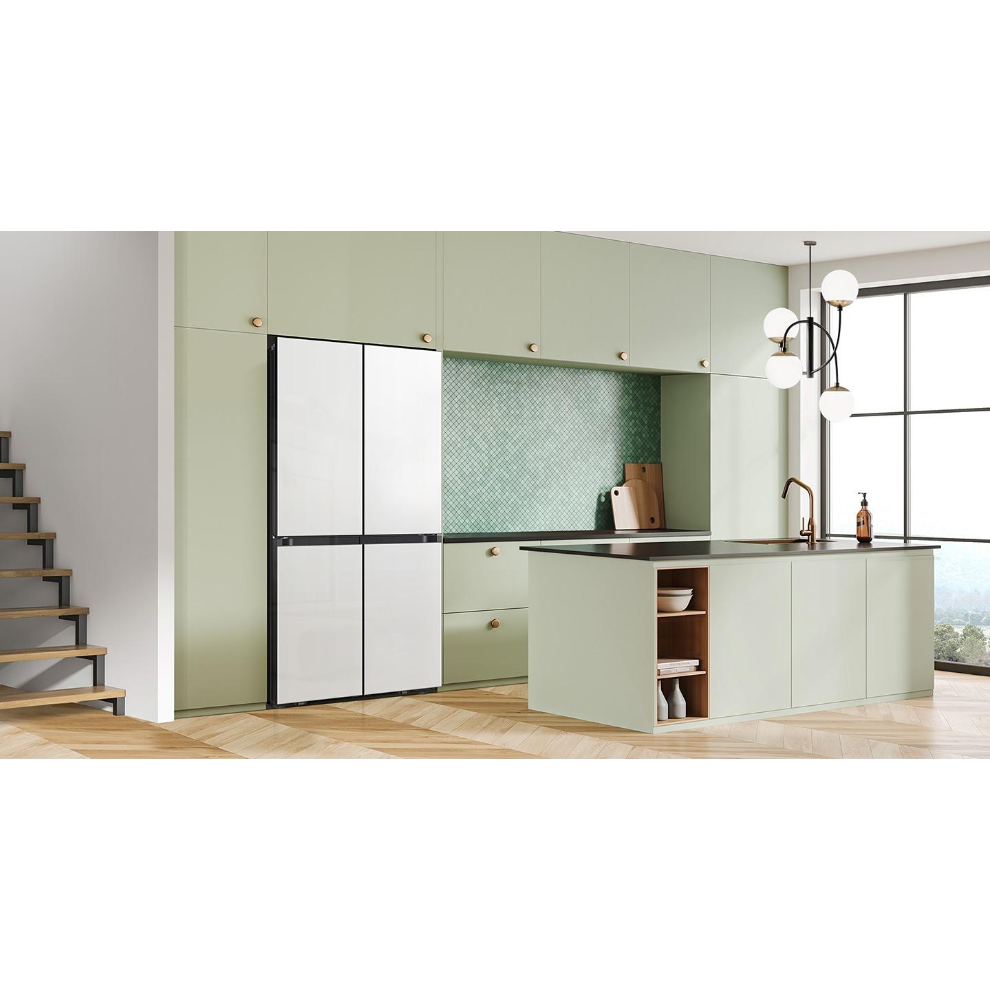 Samsung Bespoke 36-inch, 22.5 cu. ft. Counter Depth 4-Door Refrigerator with Beverage Center™ RF23DB960012AA IMAGE 14
