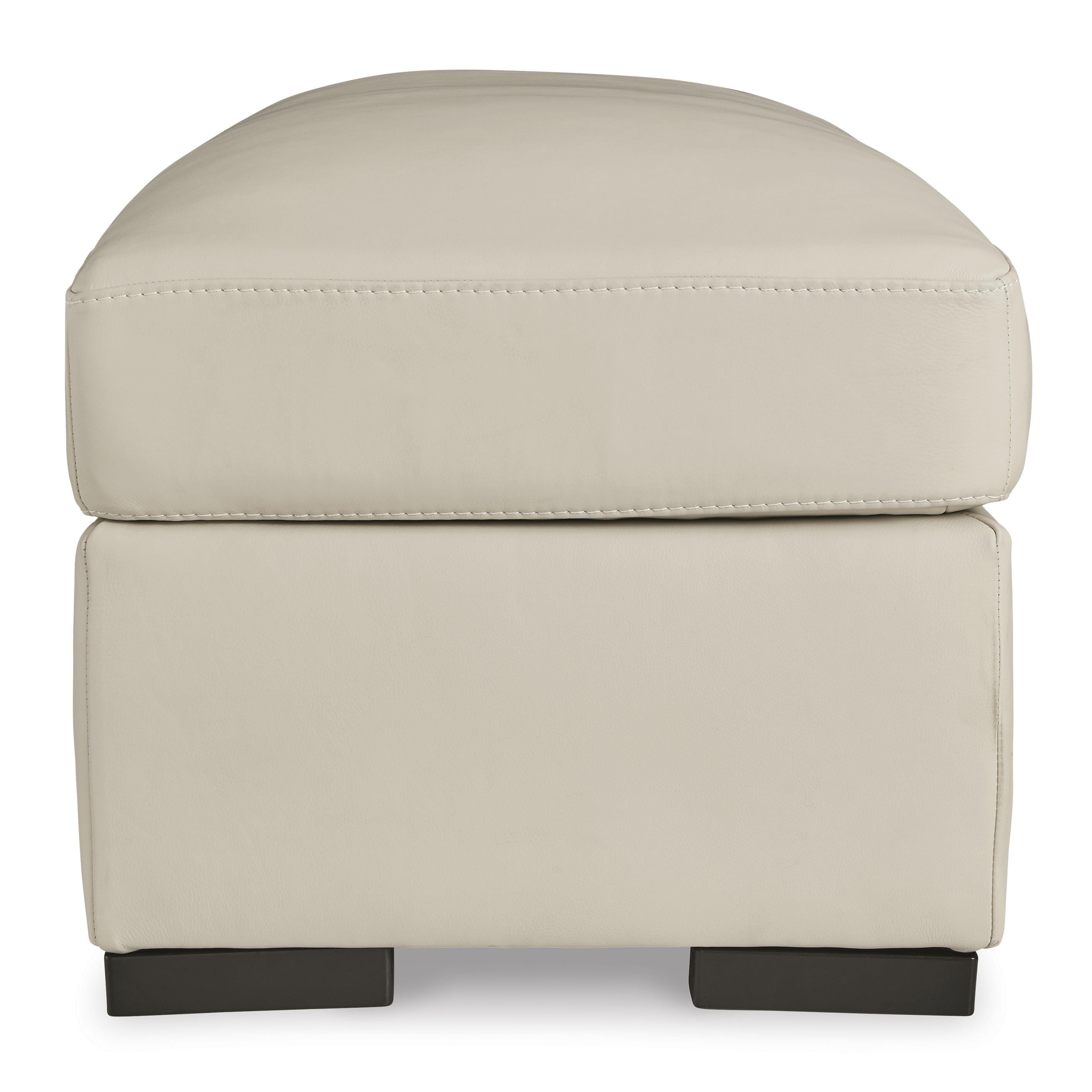 Signature Design by Ashley Treasure Trove 1930414C Ottoman IMAGE 3
