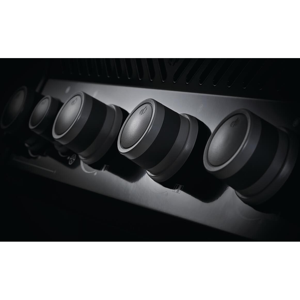 Napoleon Rogue® 525 Gas Grill - Natural Gas R525NK-2 IMAGE 4