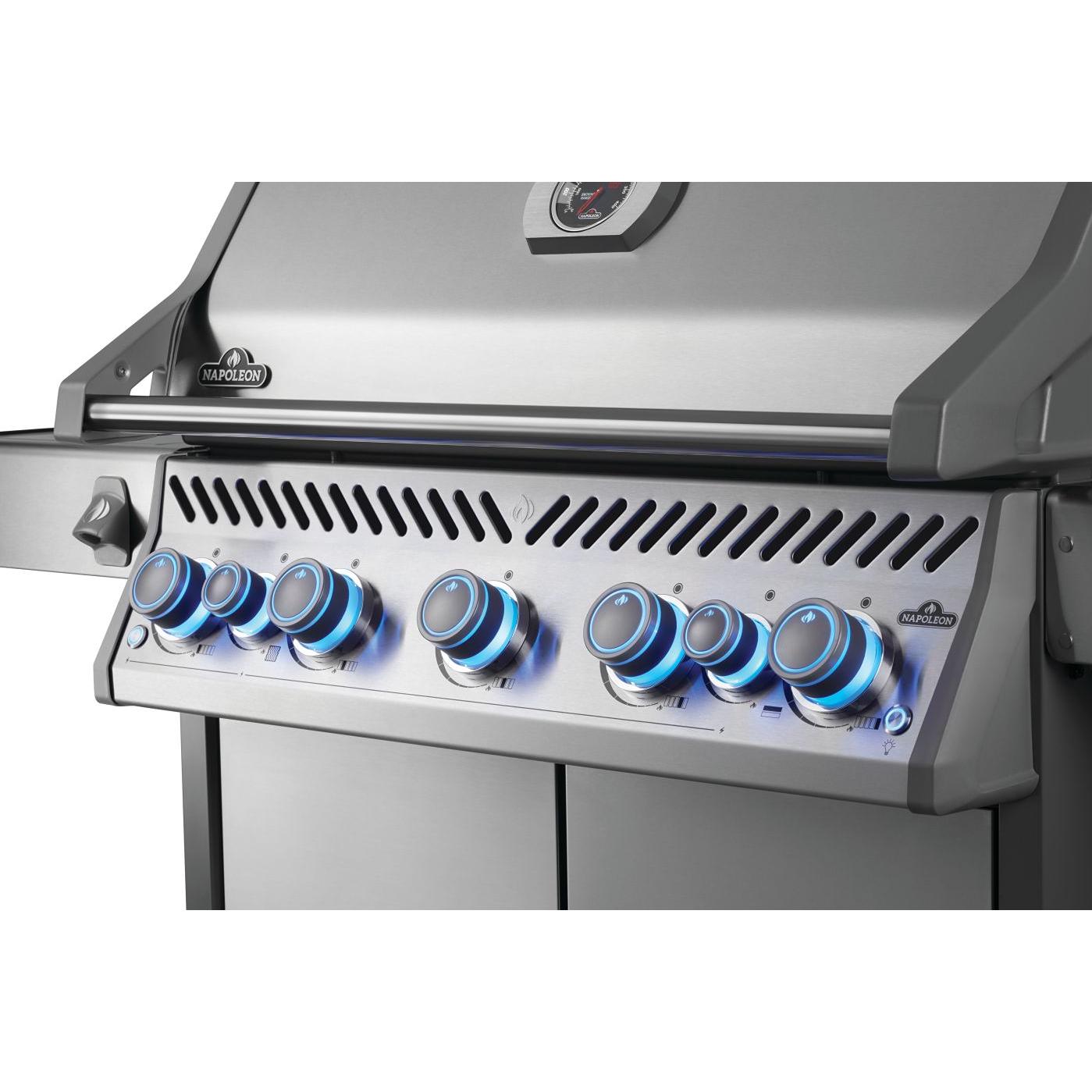 Napoleon Rogue® Pro-S 625 RSIB Gas Grill with Infrared Side and Rear Burner - Propane RPS625RSIBPSS-2 IMAGE 3