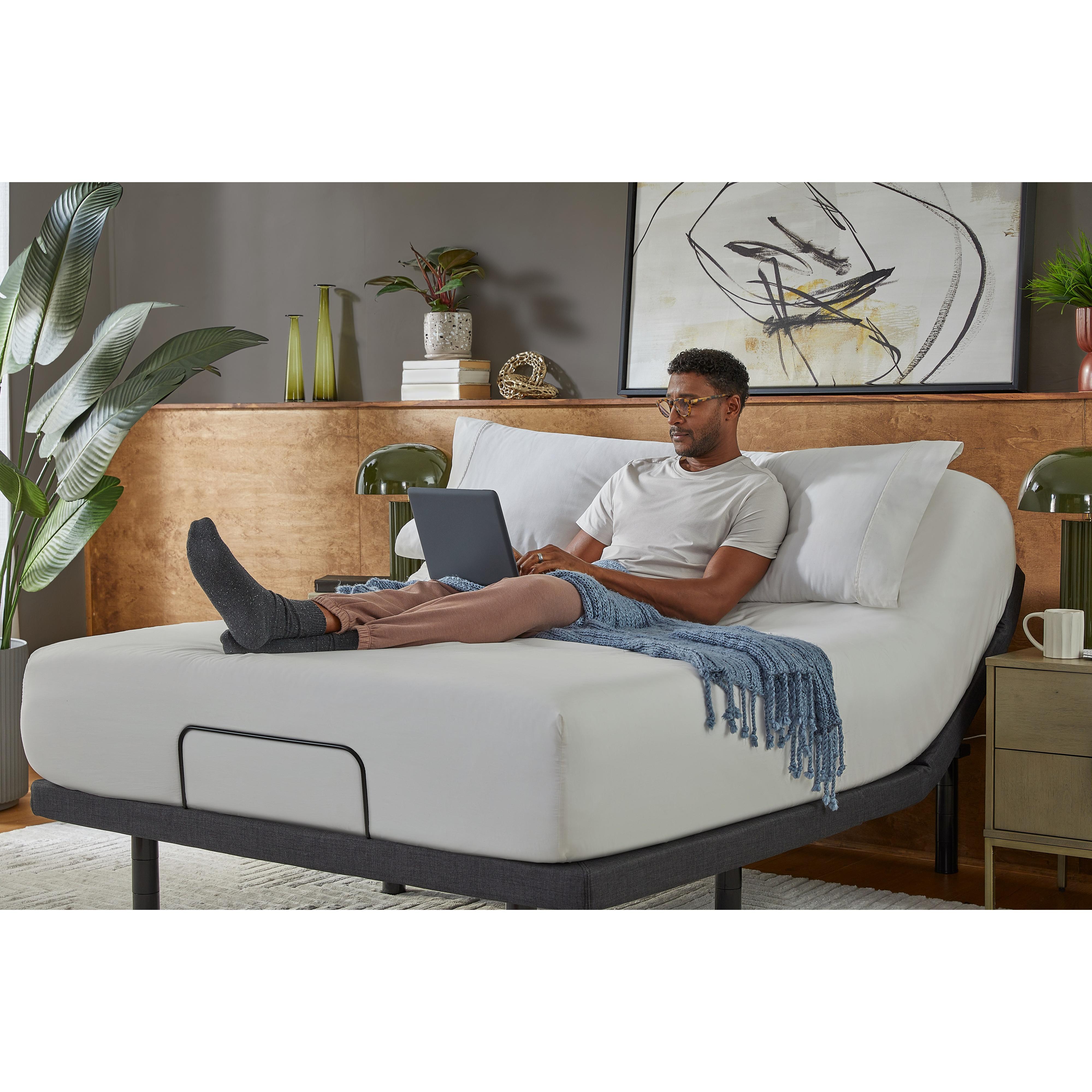 Beautyrest Baselogic™ Platinum Adjustable Base (King) IMAGE 4