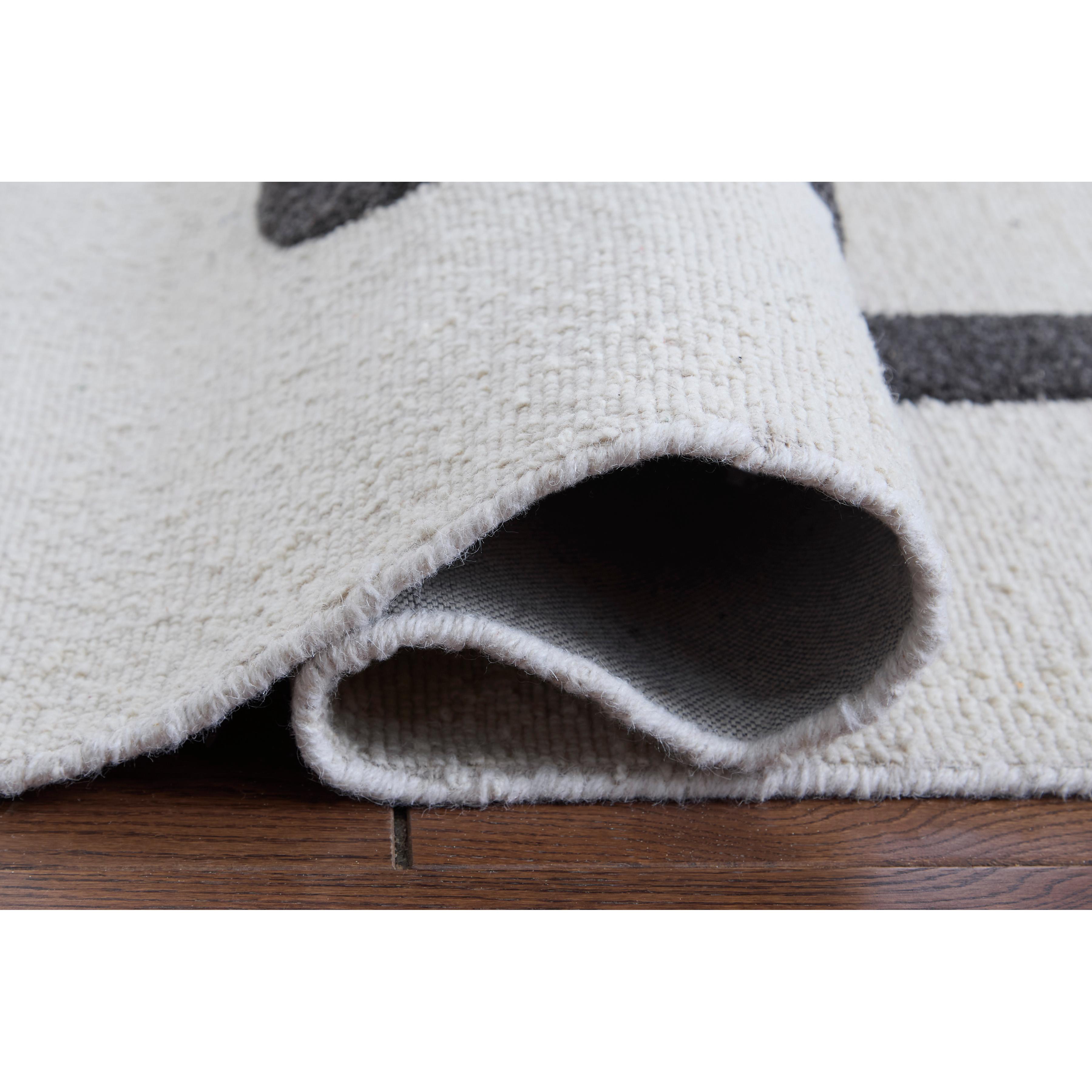 Signature Design by Ashley Davismour R407562 Medium Rug IMAGE 4