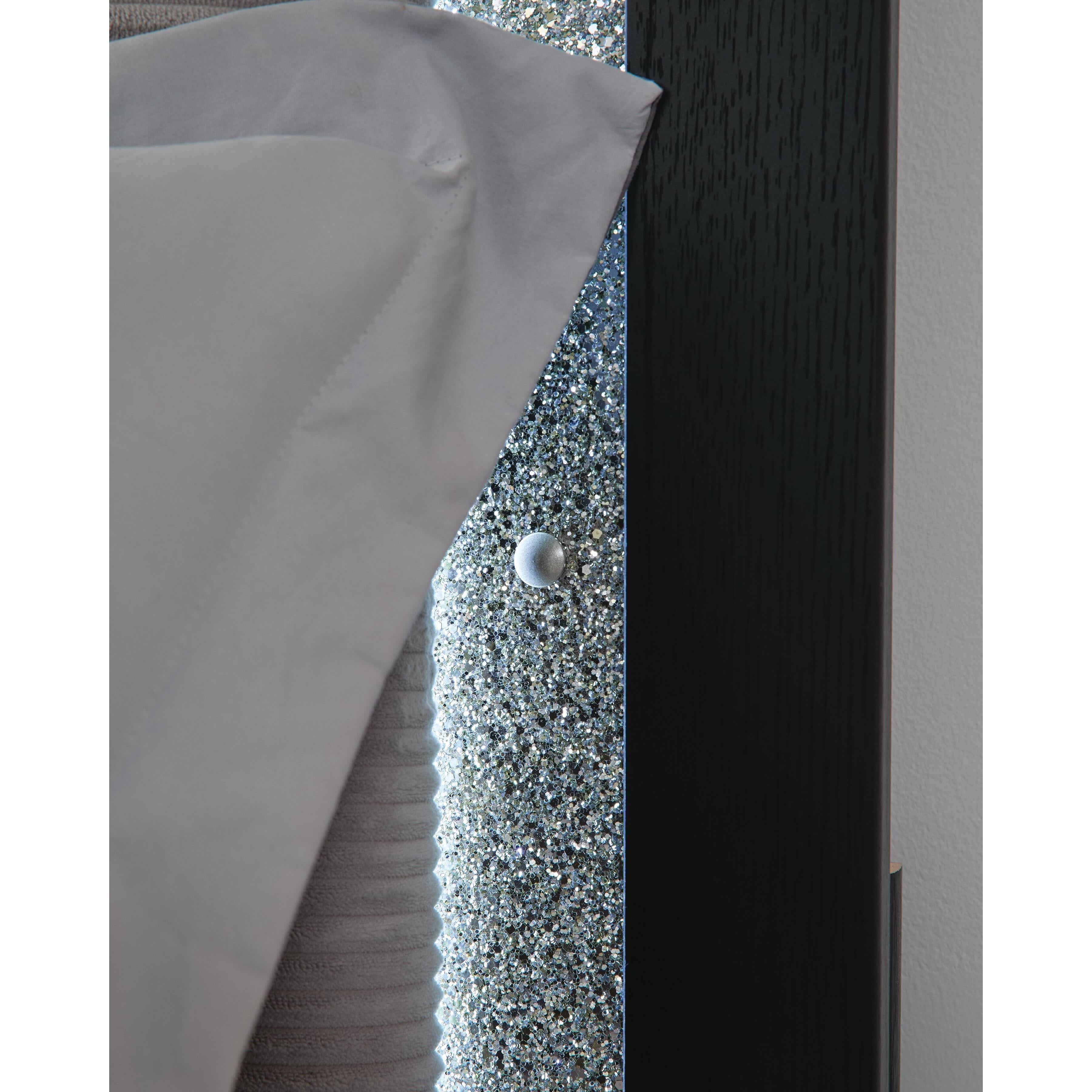 Signature Design by Ashley Maeling Twin Upholstered Panel Bed PCB1115-52/PCB1115-53/PCB1115-83 IMAGE 6