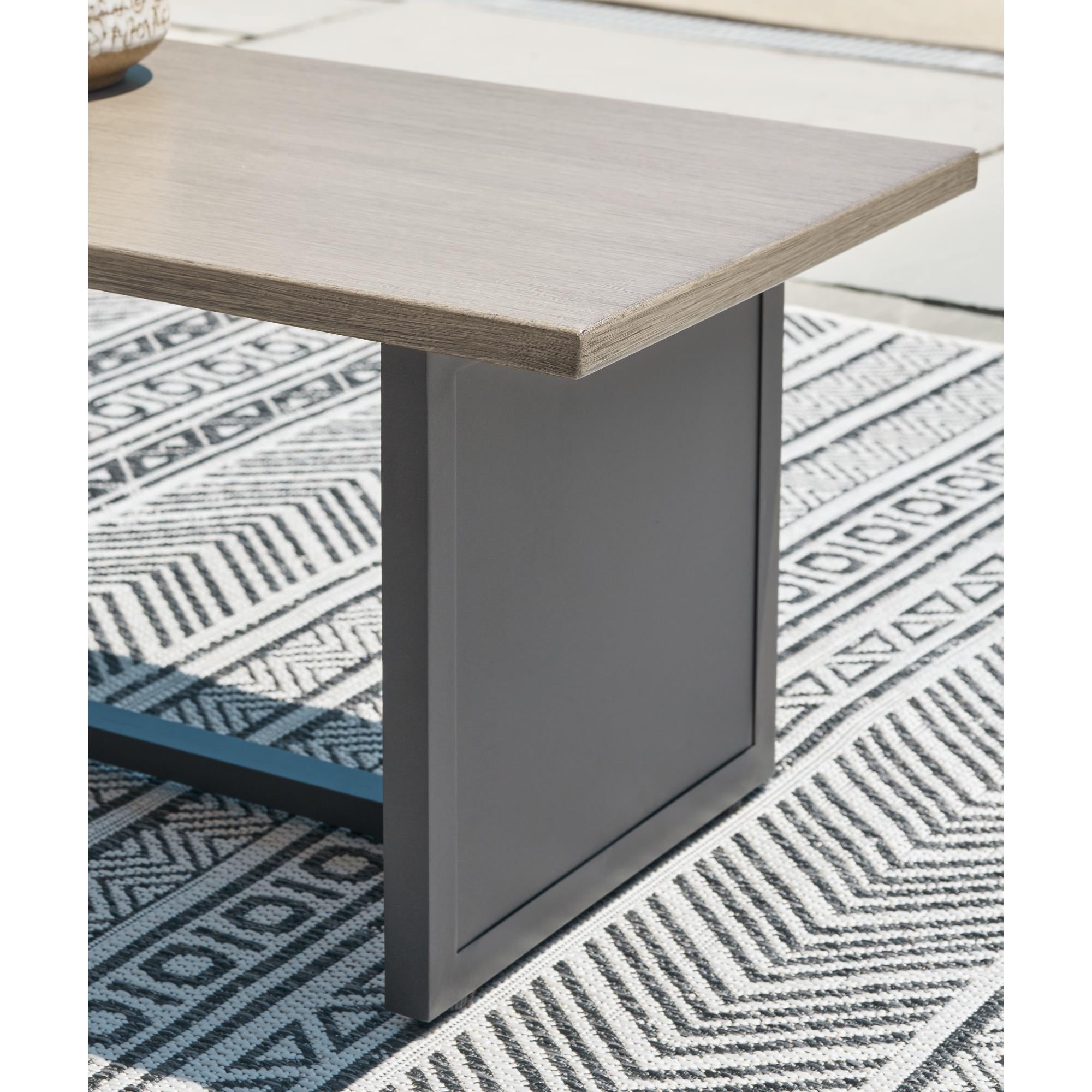 Signature Design by Ashley Bree Zee P160P13 7 pc Outdoor Modular Seating IMAGE 9