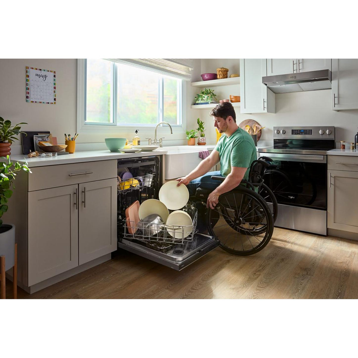 Whirlpool Spin&Load Spinning Lower Dishwasher Rack for 24-inch Dishwashers W11758840 IMAGE 5