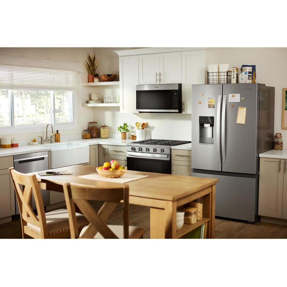 Whirlpool 30-inch, 2.1 cu. ft. Over-The-Range Microwave Oven with Sensor Cooking Technology YWMMS5630TZ IMAGE 16