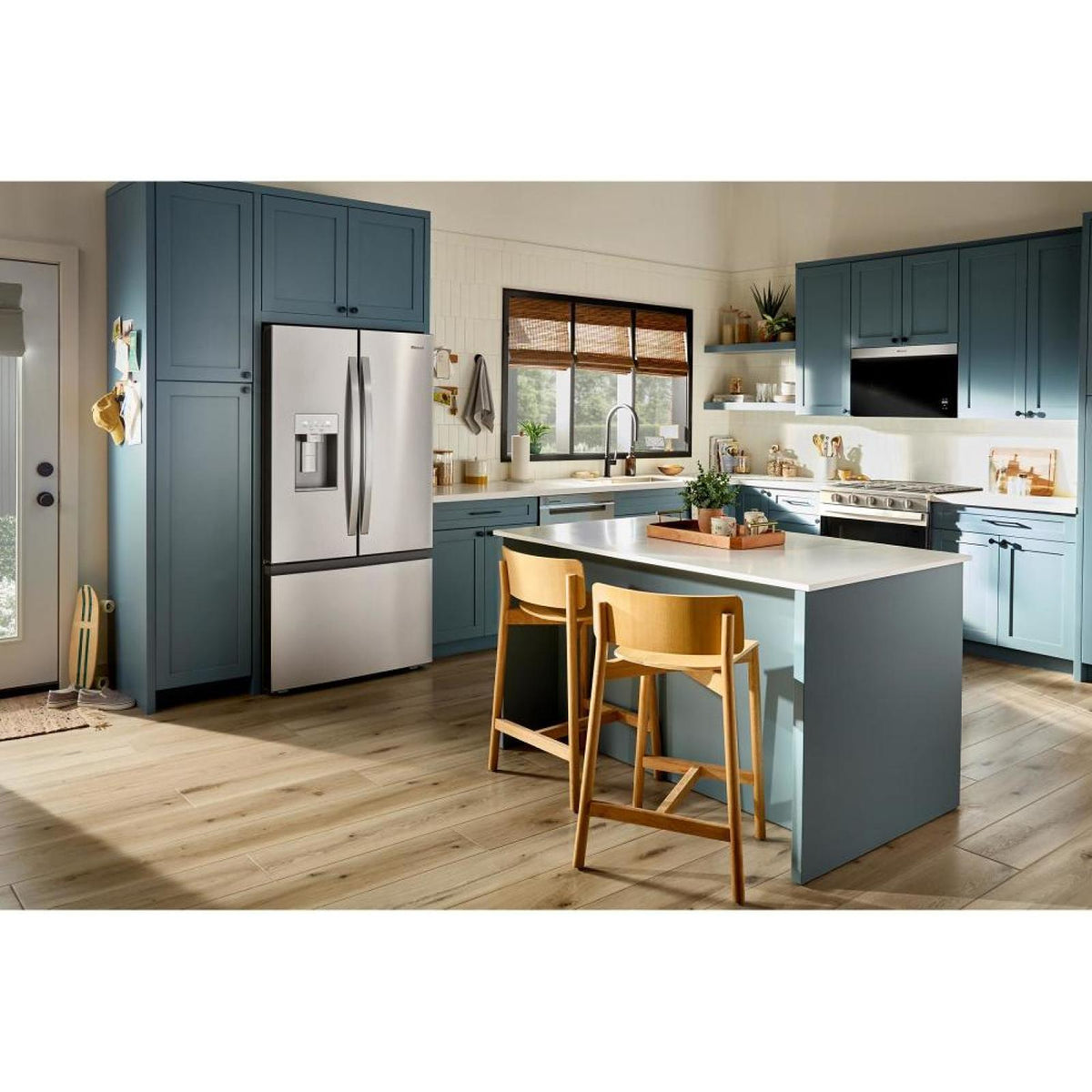 Whirlpool 36-inch, 23.4 cu. ft. Counter-Depth Freestanding French 3-Door Refrigerator with Nugget Ice WRFC7436TZ IMAGE 11
