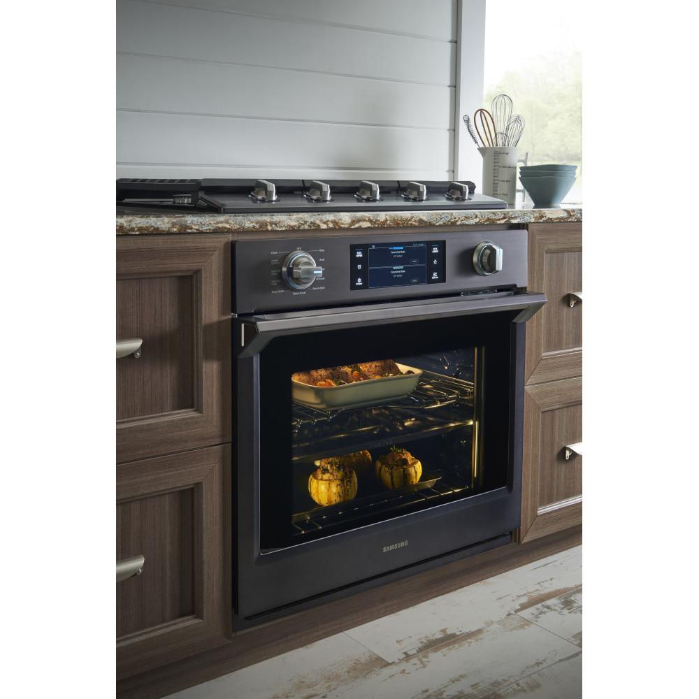  Samsung 30-inch, 5.1 cu.ft. Built-in Single Wall Oven with Convection Technology NV51K7770SG/AA IMAGE 5