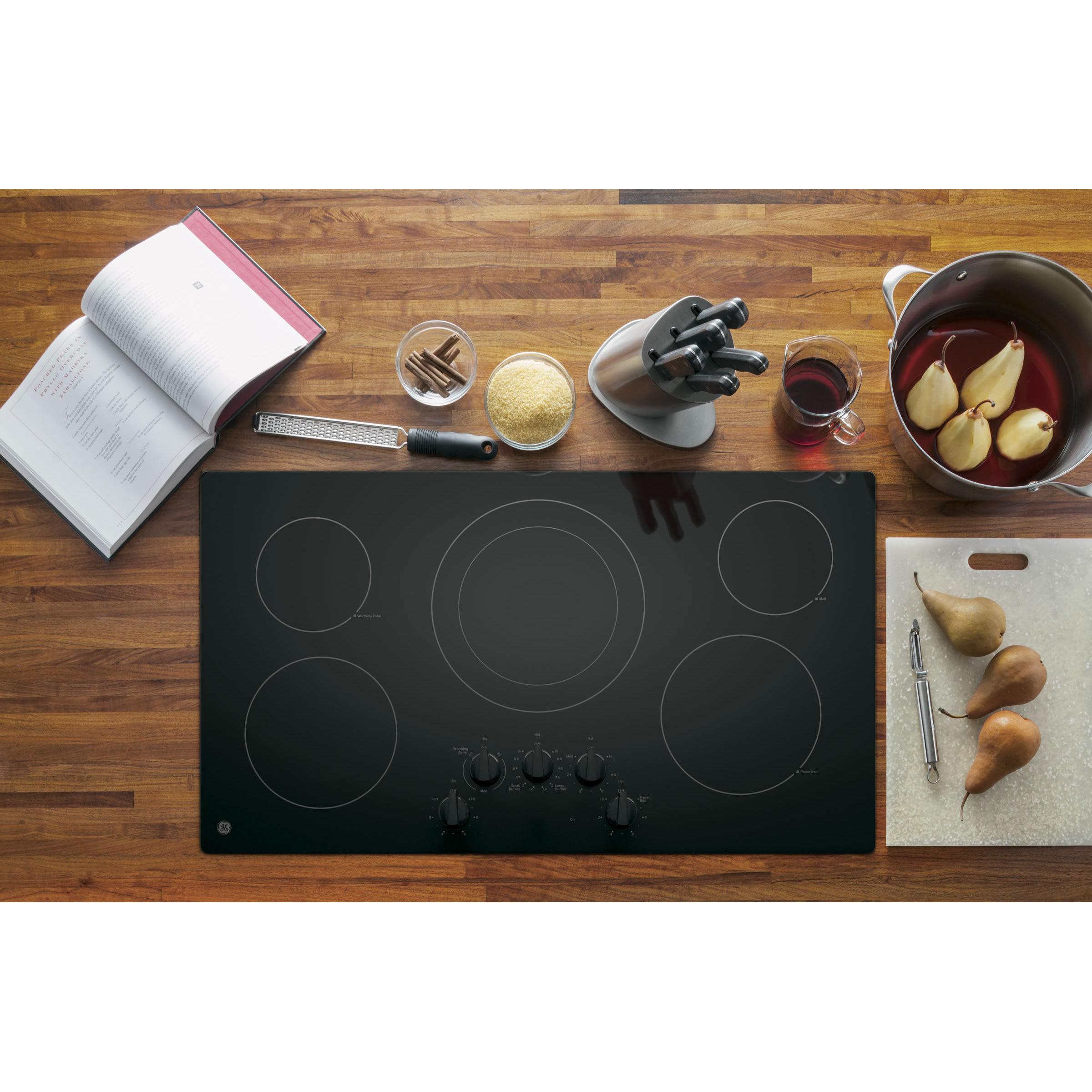  GE 36-inch Built-In Electric Cooktop JP3036DLBB IMAGE 3