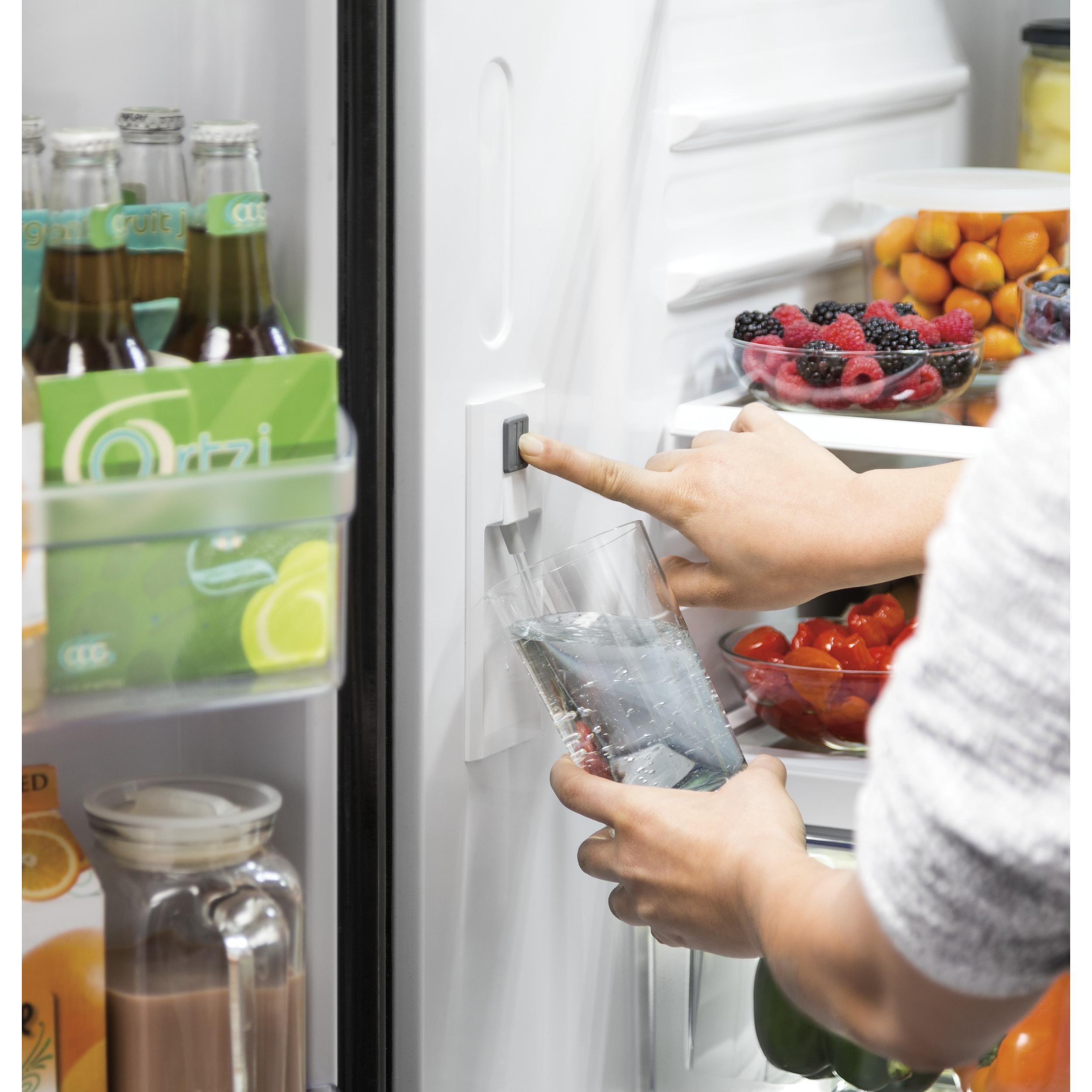  GE 33-inch, 18.6 cu. ft. Counter-Depth French-Door Refrigerator with Ice Maker GWE19JGLWW IMAGE 8