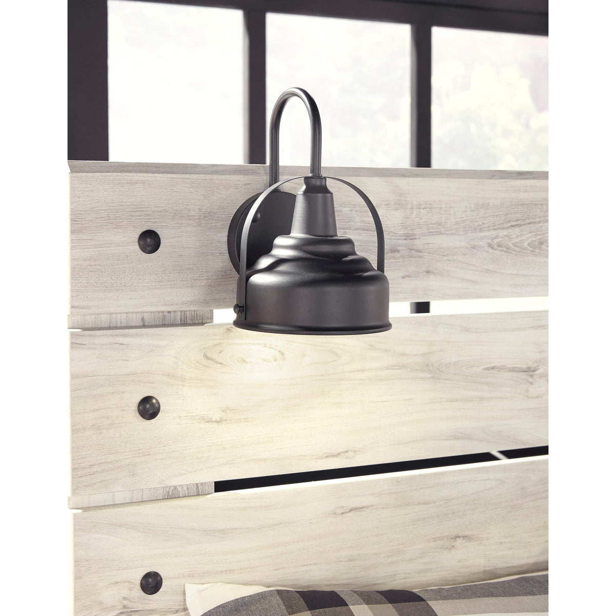  Signature Design by Ashley Cambeck Queen Panel Bed with Storage B192-57/B192-54/B192-160/B100-13 IMAGE 6