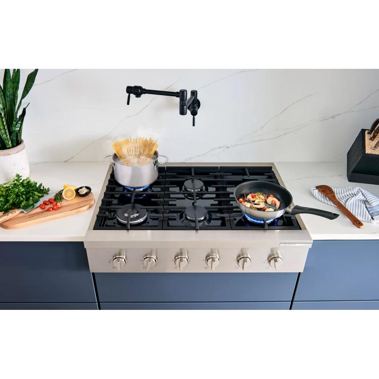 Bosch 36-inch Built-in Gas Rangetop with OptiSim® Burner RGM8658UC IMAGE 8