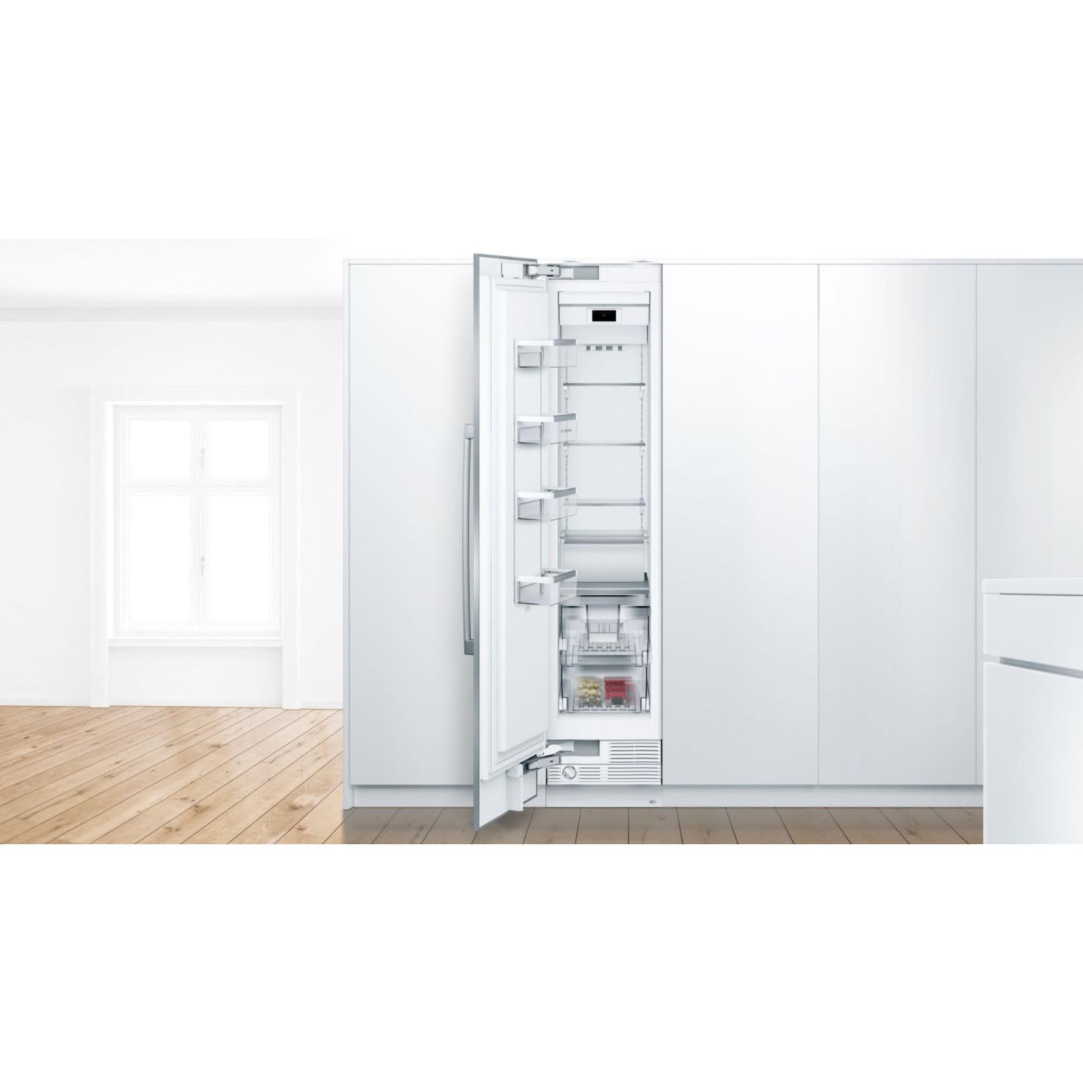  Bosch 8.6 cu.ft. Upright Freezer with Wi-Fi Connect B18IF905SP/01 IMAGE 2