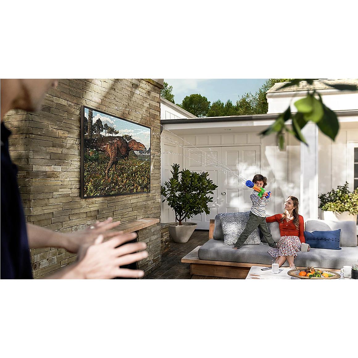  Samsung 75-inch QLED Smart Outdoor TV QN75LST9TAFXZC IMAGE 12