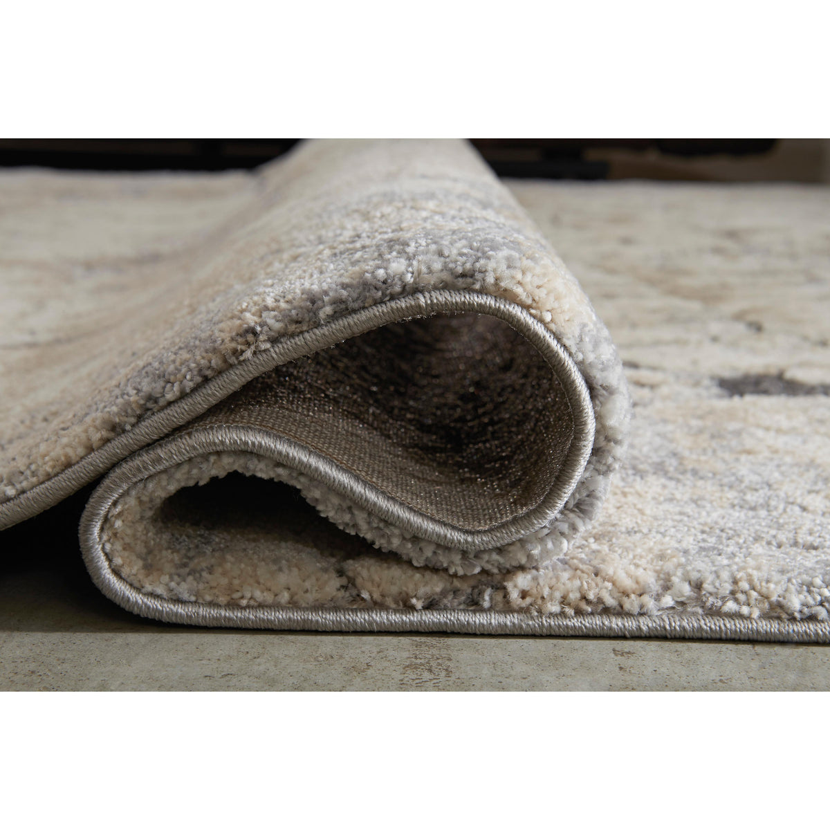  Signature Design by Ashley Wyscott R404891 Large Rug IMAGE 3