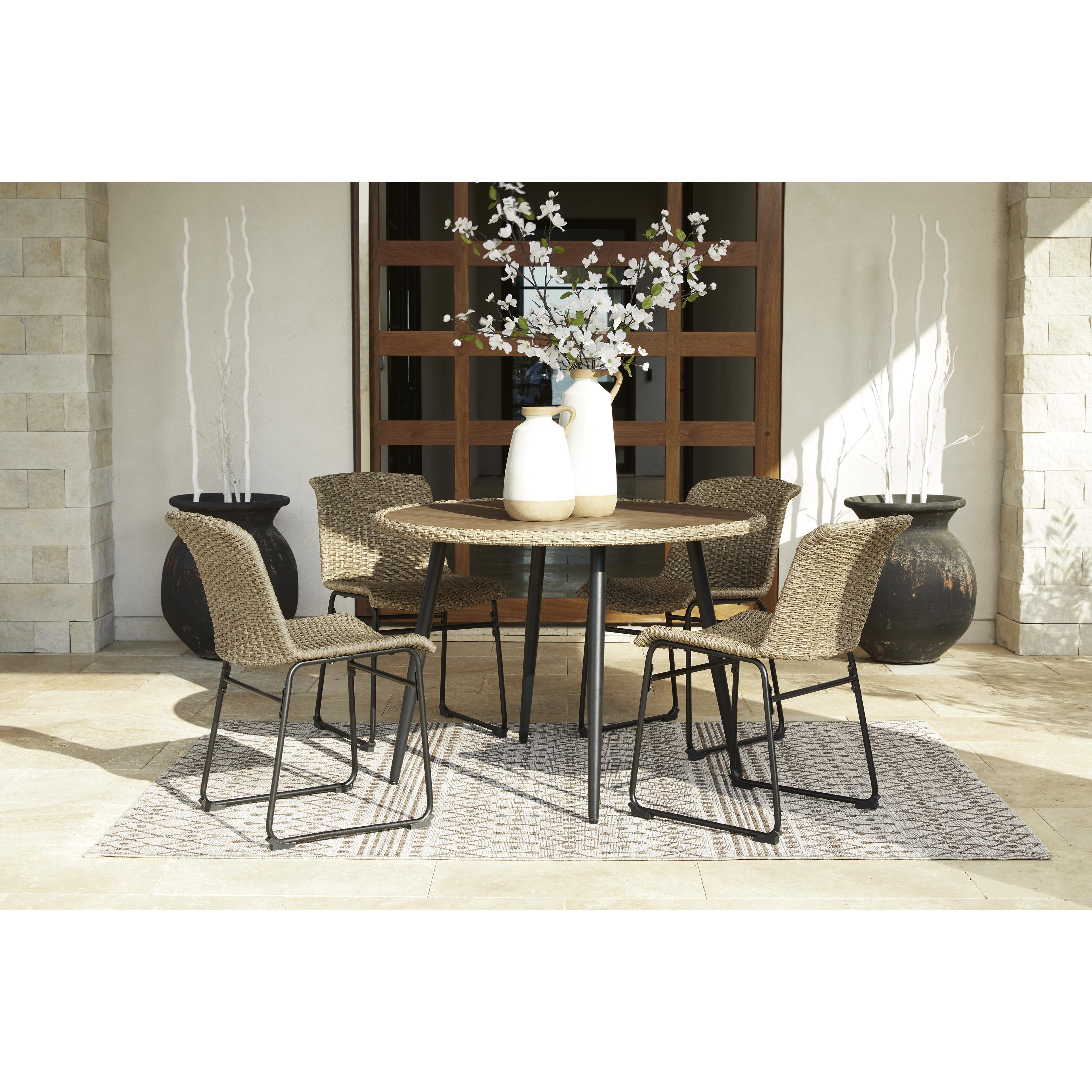  Signature Design by Ashley Amaris P369-601 Chair IMAGE 7