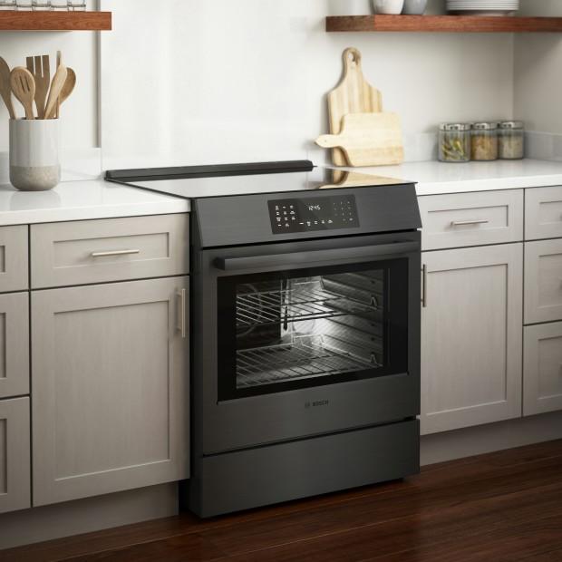  Bosch 30-inch Slide-in Induction Range with Genuine European Convection HII8047C IMAGE 14