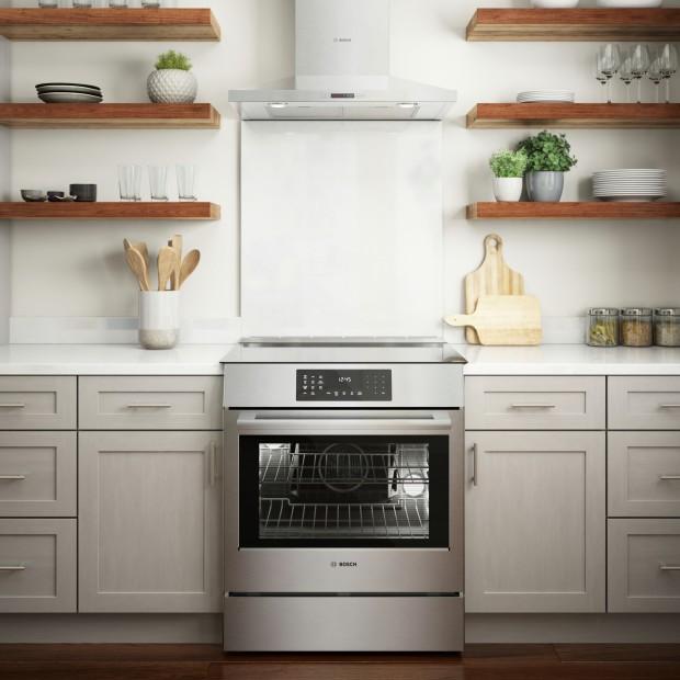  Bosch 30-inch Slide-in Induction Range with Genuine European Convection HII8057C IMAGE 2