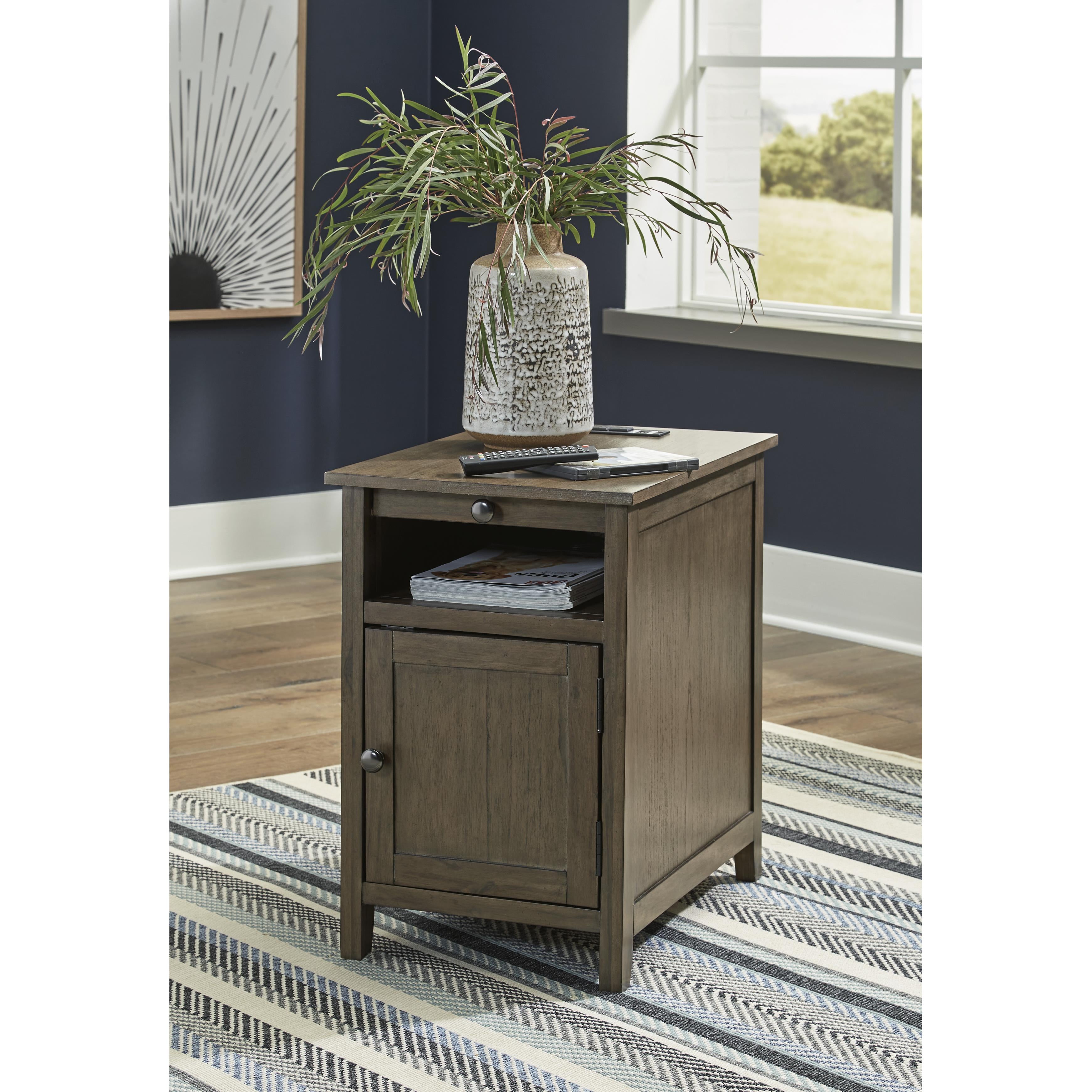  Signature Design by Ashley Treytown T300-217 Chair Side End Table IMAGE 5