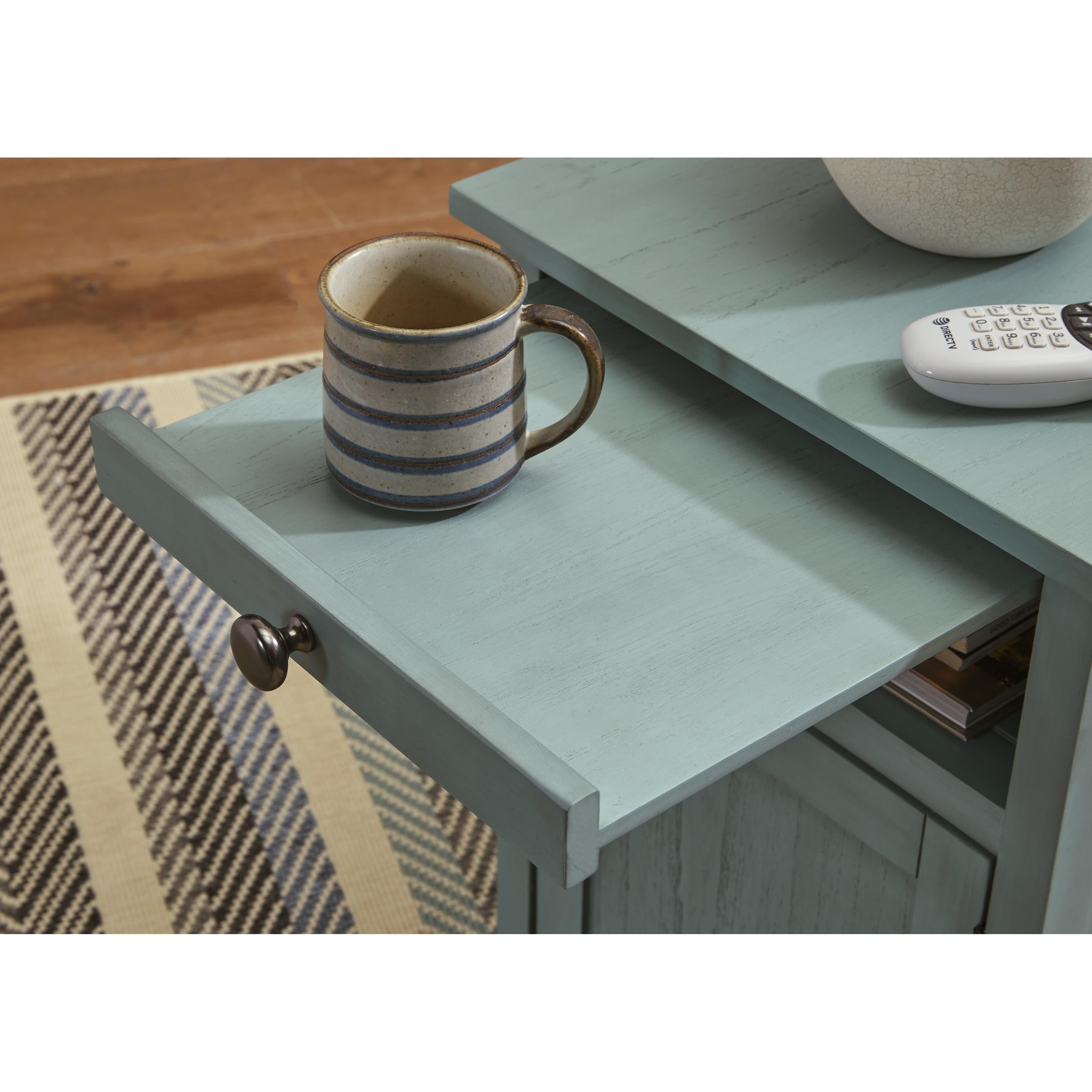  Signature Design by Ashley Treytown T300-717 Chair Side End Table IMAGE 7