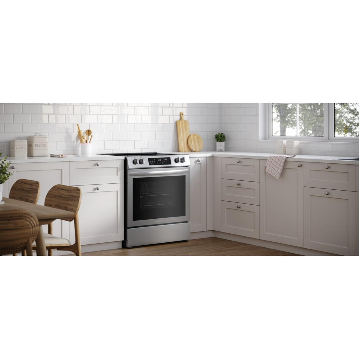  Frigidaire 30-inch Freestanding Electric Range with EvenTemp™ FCFE308CAS IMAGE 9