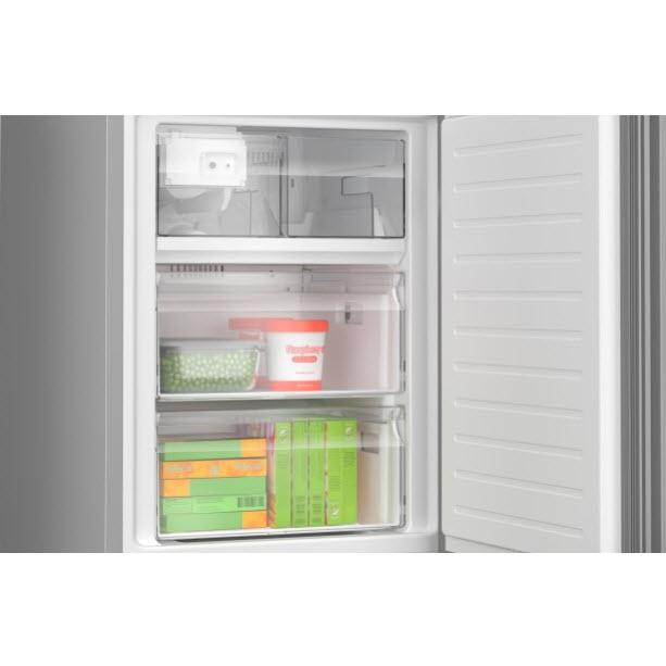 Bosch 24-inch, 14.09 cu. ft. Freestanding Bottom Freezer Refrigerator B24CB80ESW IMAGE 6