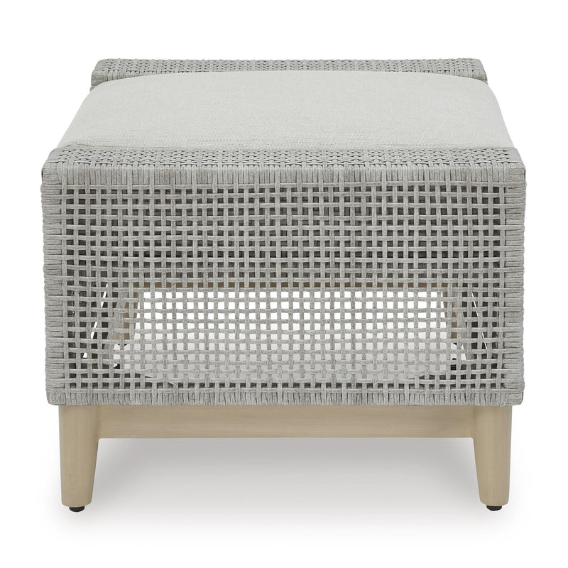 Signature Design by Ashley Outdoor Seating Ottomans P798-814 IMAGE 3