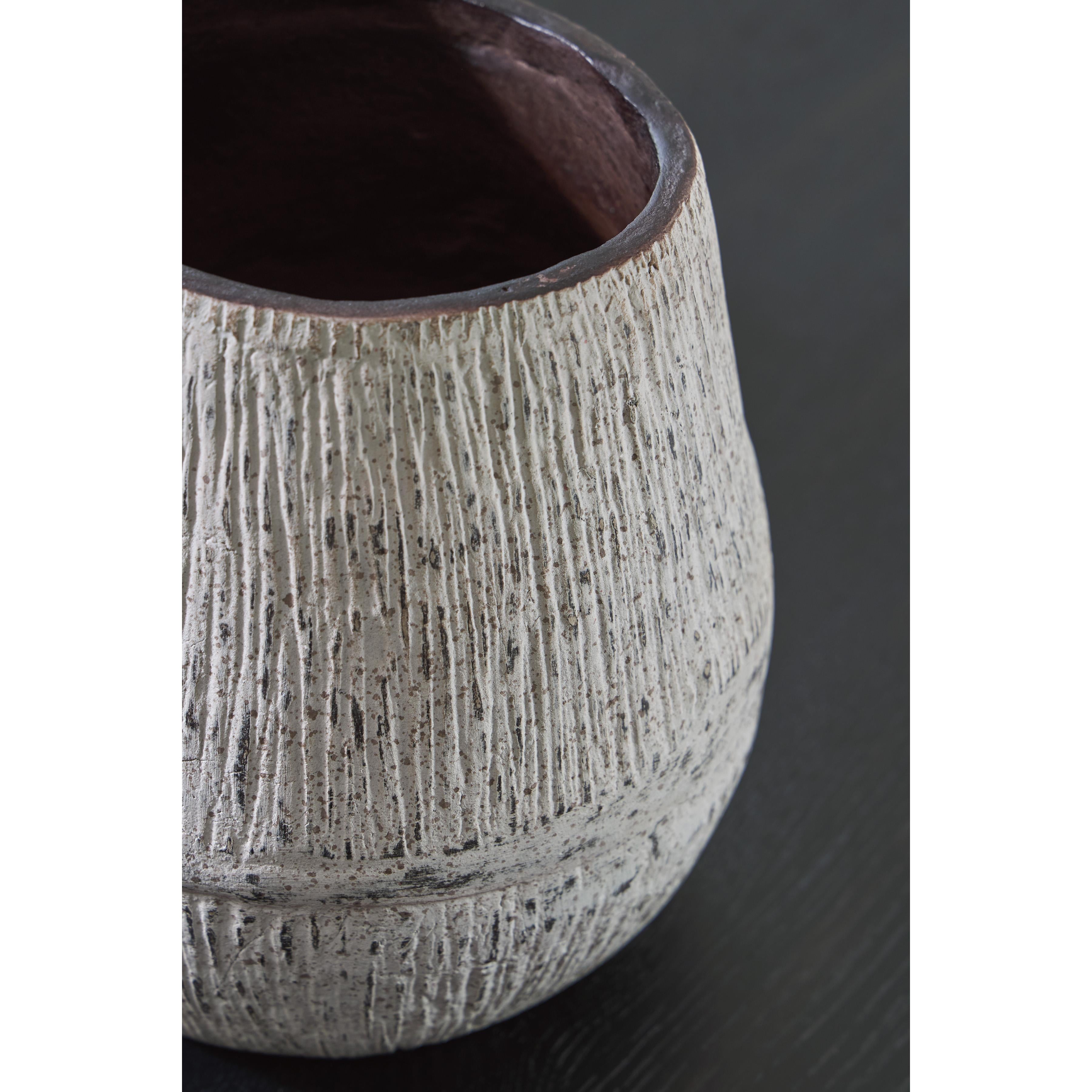  Signature Design by Ashley Claymount A2000635 Vase IMAGE 3