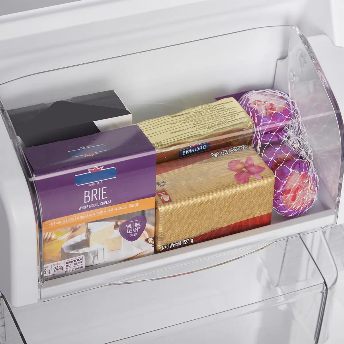  Midea 18 cu. ft. Top Freezer Refrigerator MRT18D3BST IMAGE 9