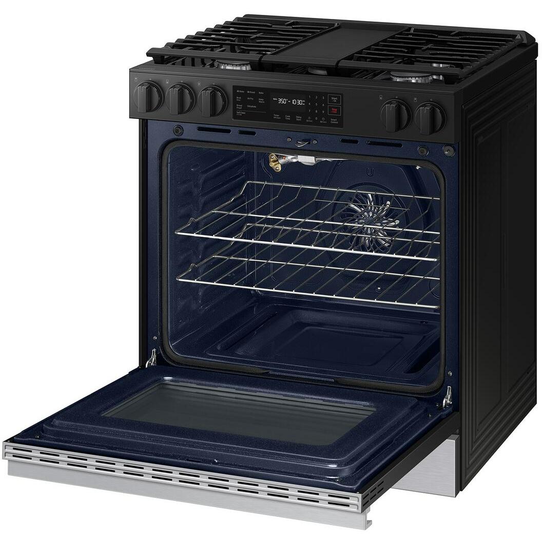  Samsung 6.0 cu. ft. Bespoke Smart Slide-In Gas Range NSG6DG8300SR/AA IMAGE 4
