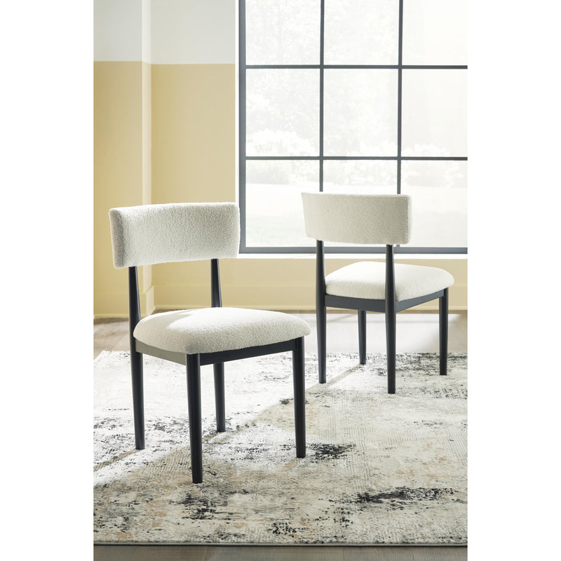 Signature Design by Ashley Xandrum Dining Chair D429-02 IMAGE 5