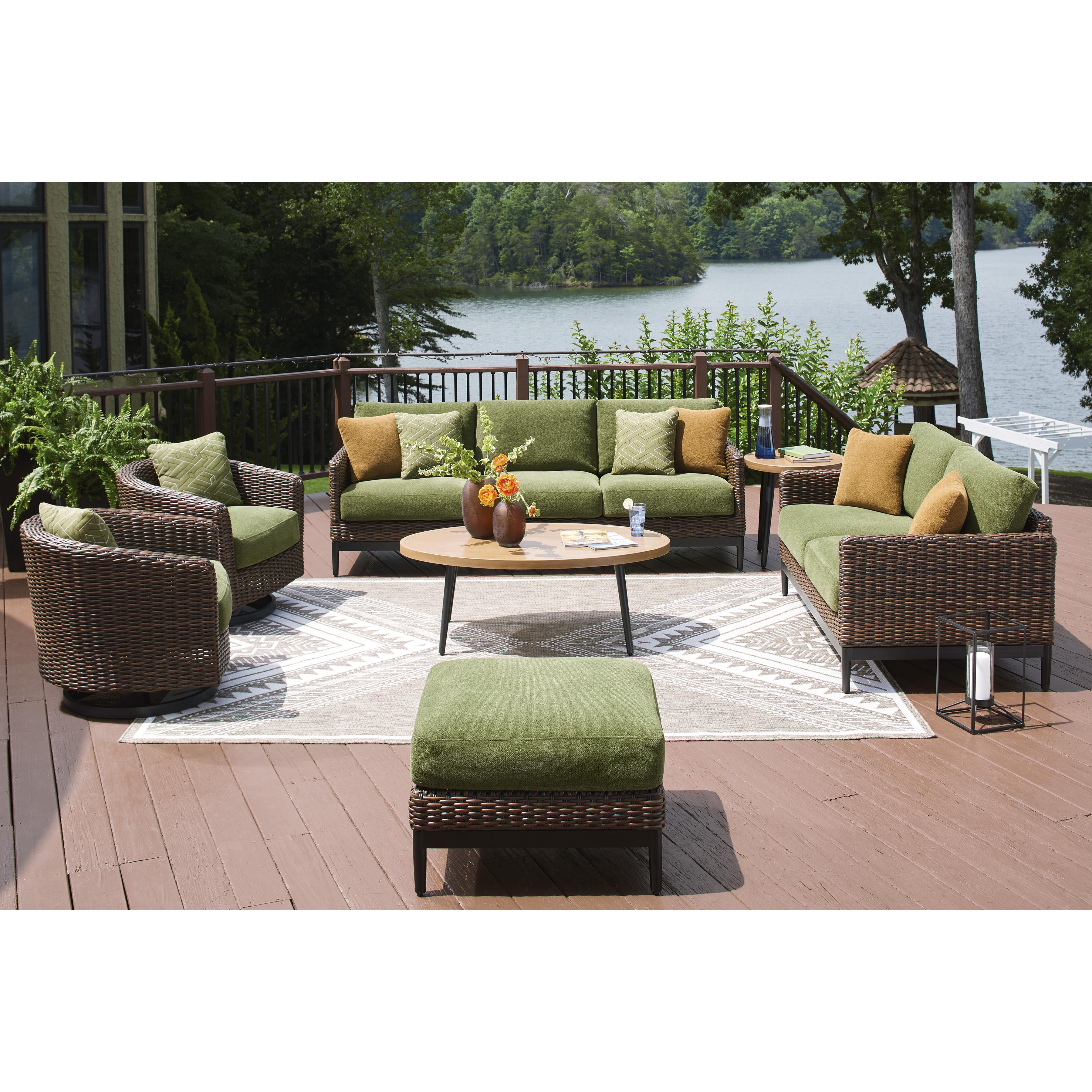 Signature Design by Ashley Horizon Hall P572-701 Cocktail Table IMAGE 7
