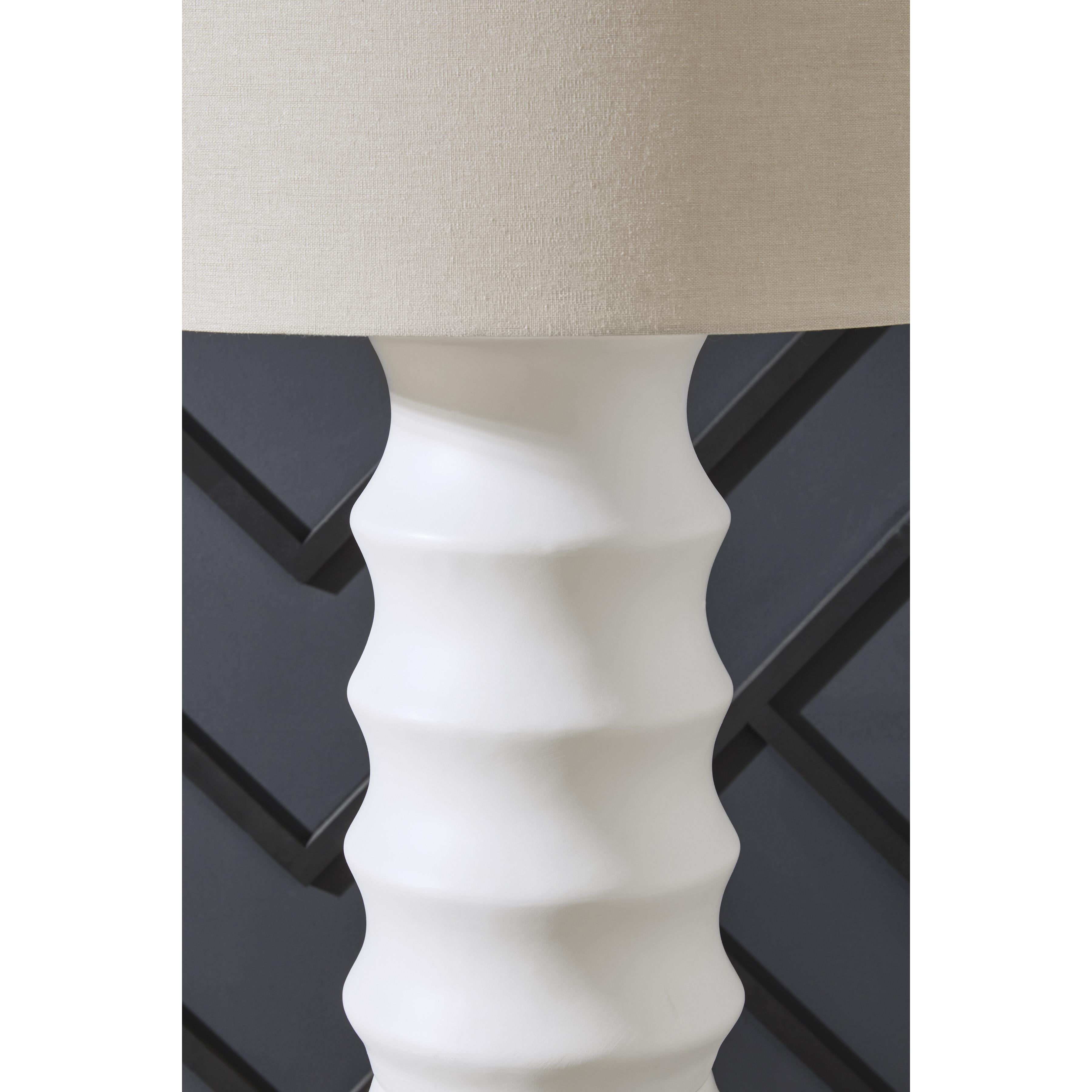 Signature Design by Ashley Veraleigh L235851 Poly Floor Lamp IMAGE 3