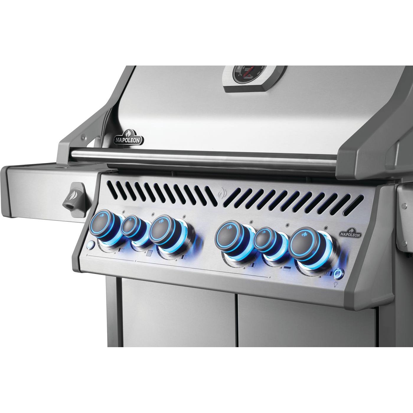  Napoleon Rogue® Pro-S 525 RSIB Gas Grill with Infrared Side and Rear Burner - Propane RPS525RSIBPSS-2 IMAGE 3