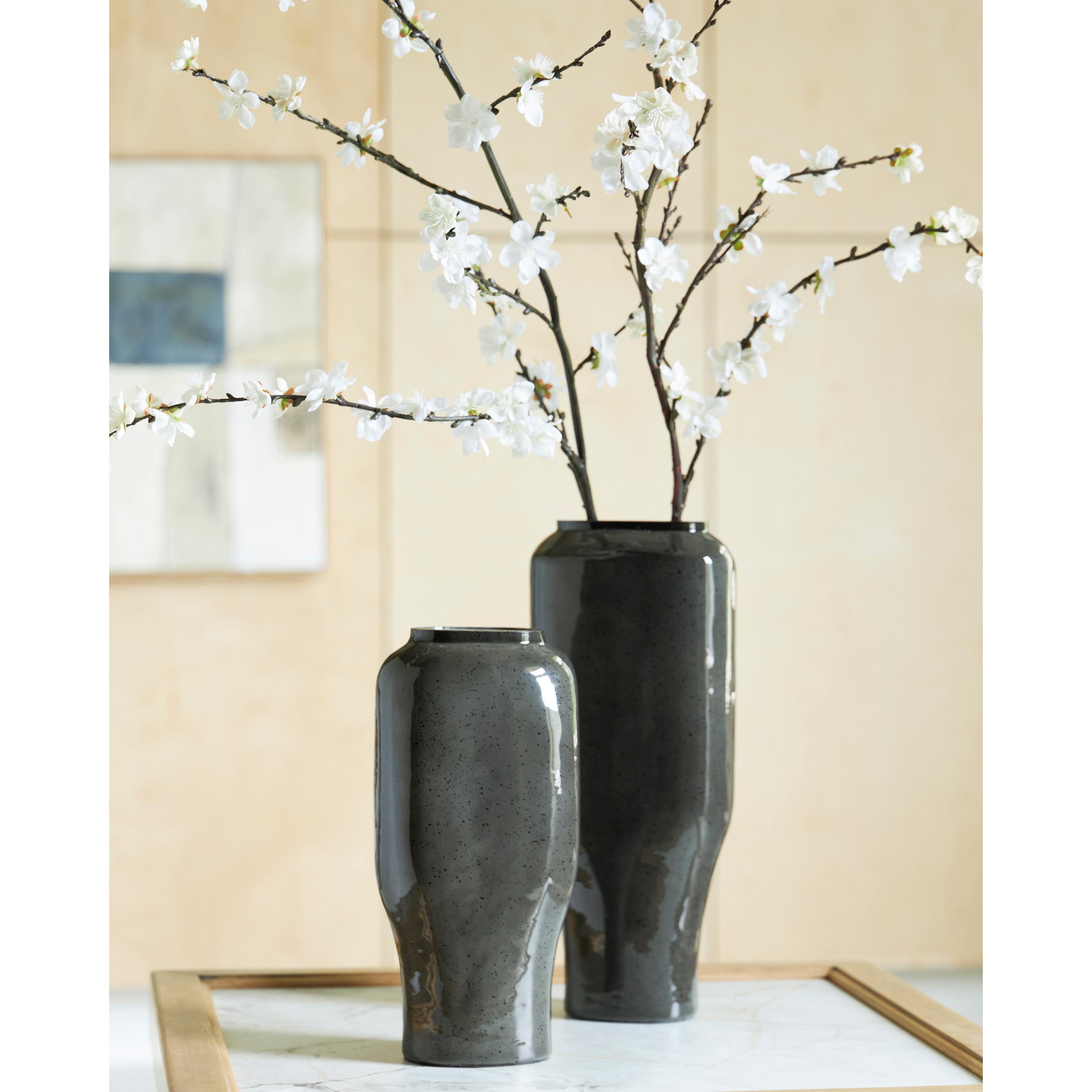 Signature Design by Ashley Kierlain A2000808 Vase IMAGE 3