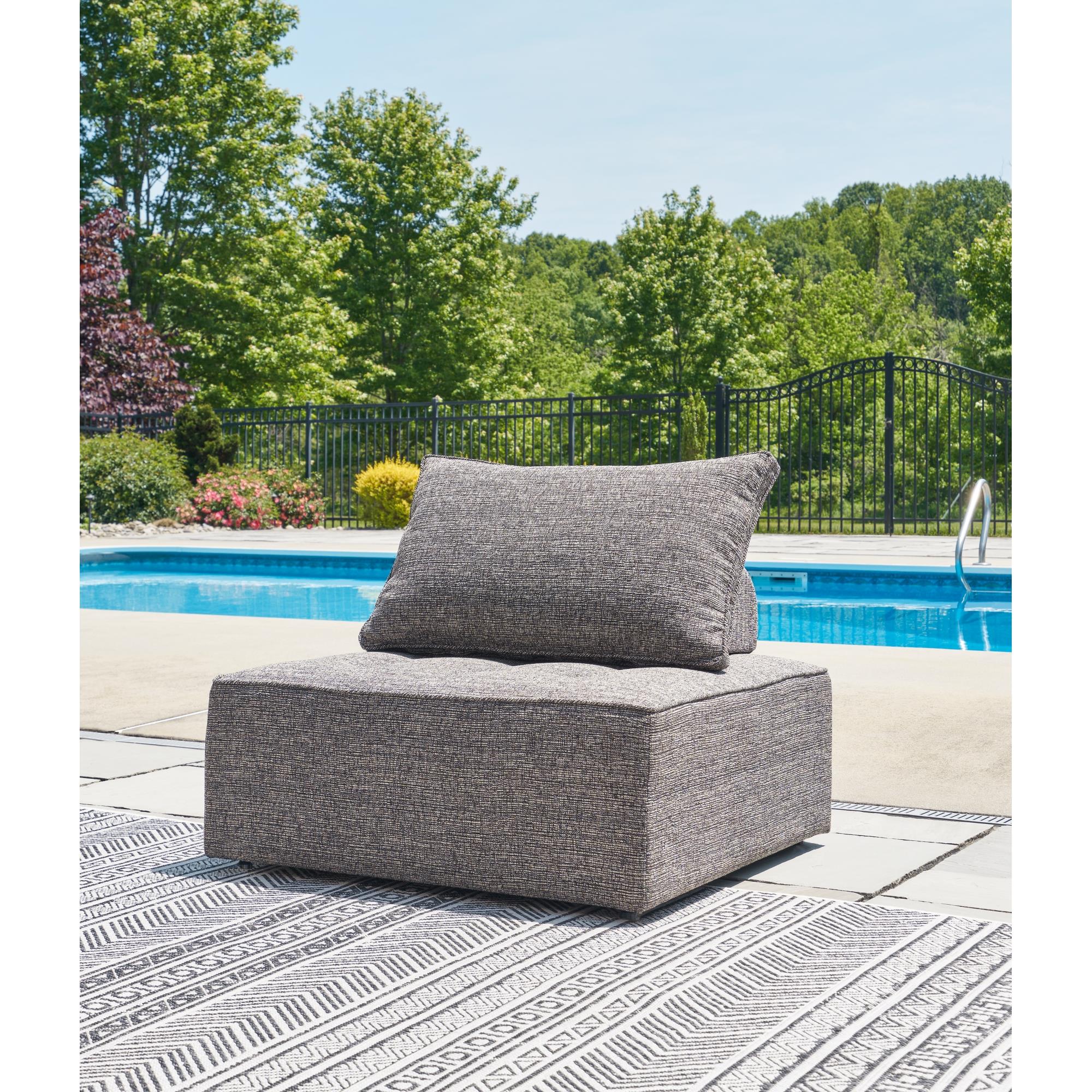 Signature Design by Ashley Bree Zee P160P10 5 pc Outdoor Modular Seating IMAGE 5